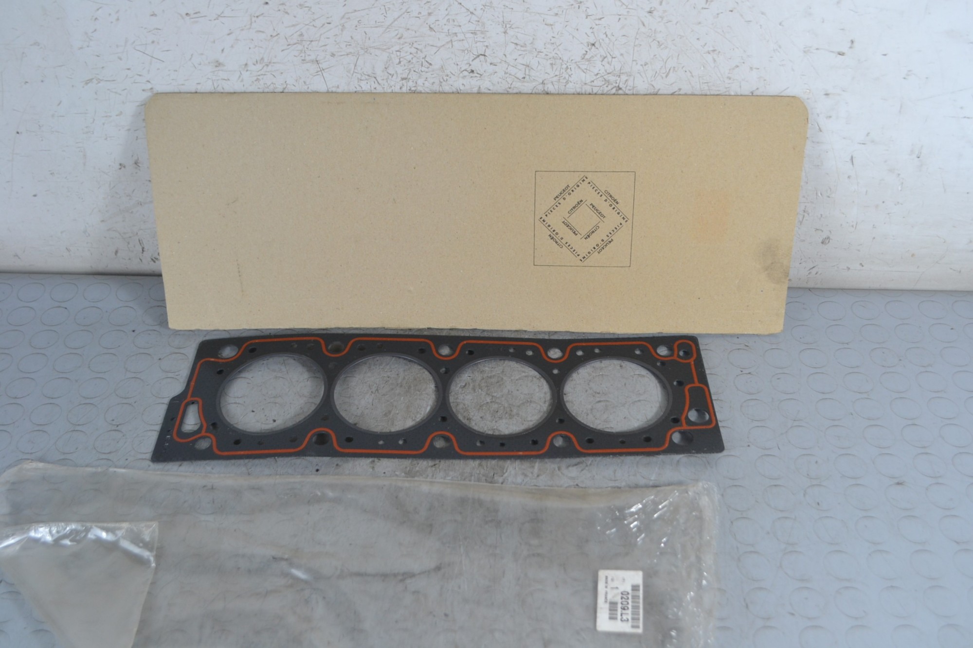 Guarnizione testata Peugeot 205 Dal 1983 al 1998 Cod 0209l3  1685632023284