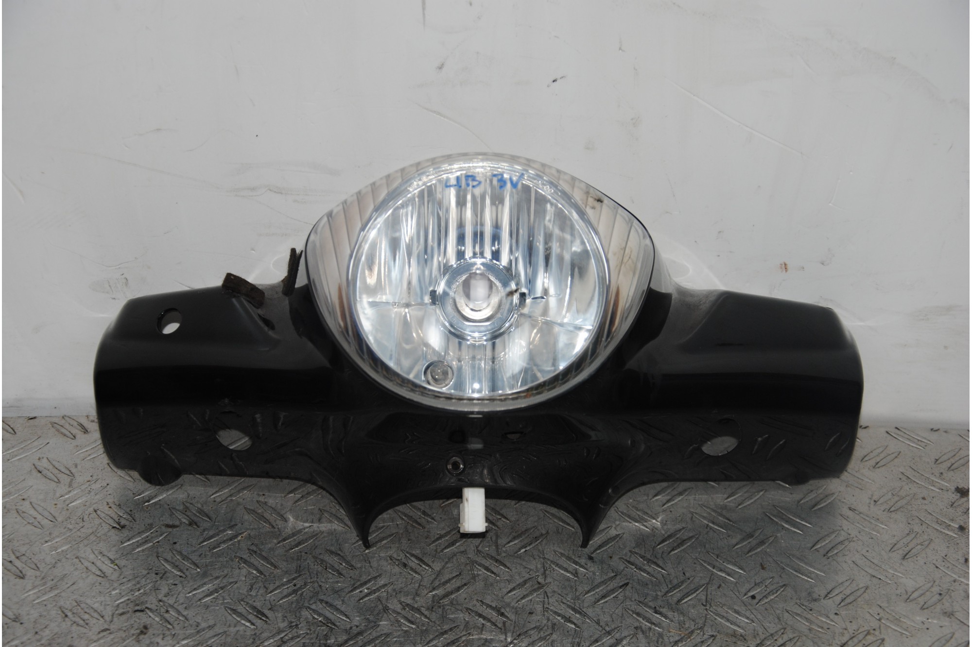 Carena Portafaro Con Faro Piaggio Liberty 125 / 150 3V 4T dal 2013 al 2015  1686044014136