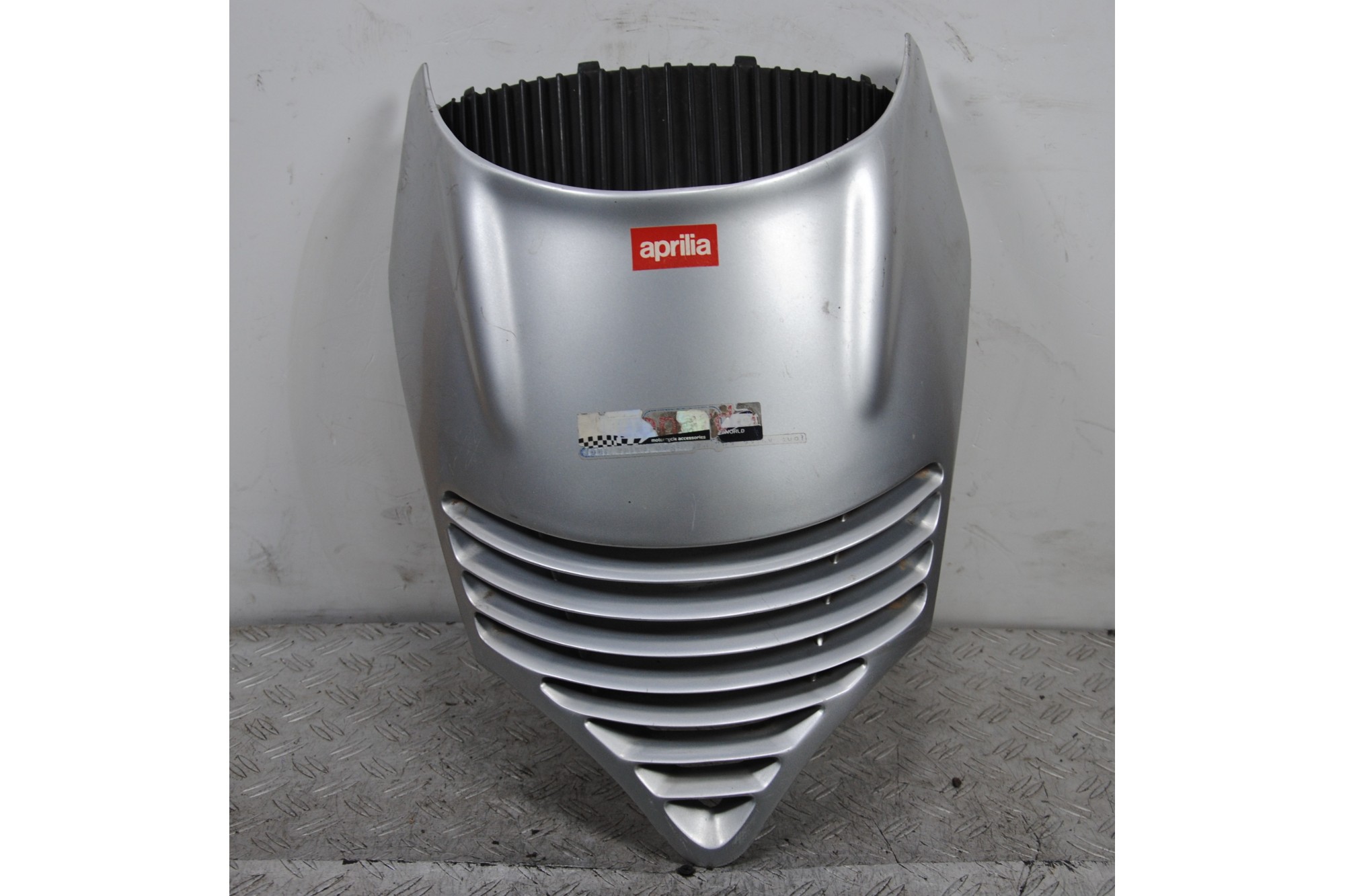Carena Scudetto Anteriore Aprilia Leonardo 150 Dal 1996 al 2002  1686209171582