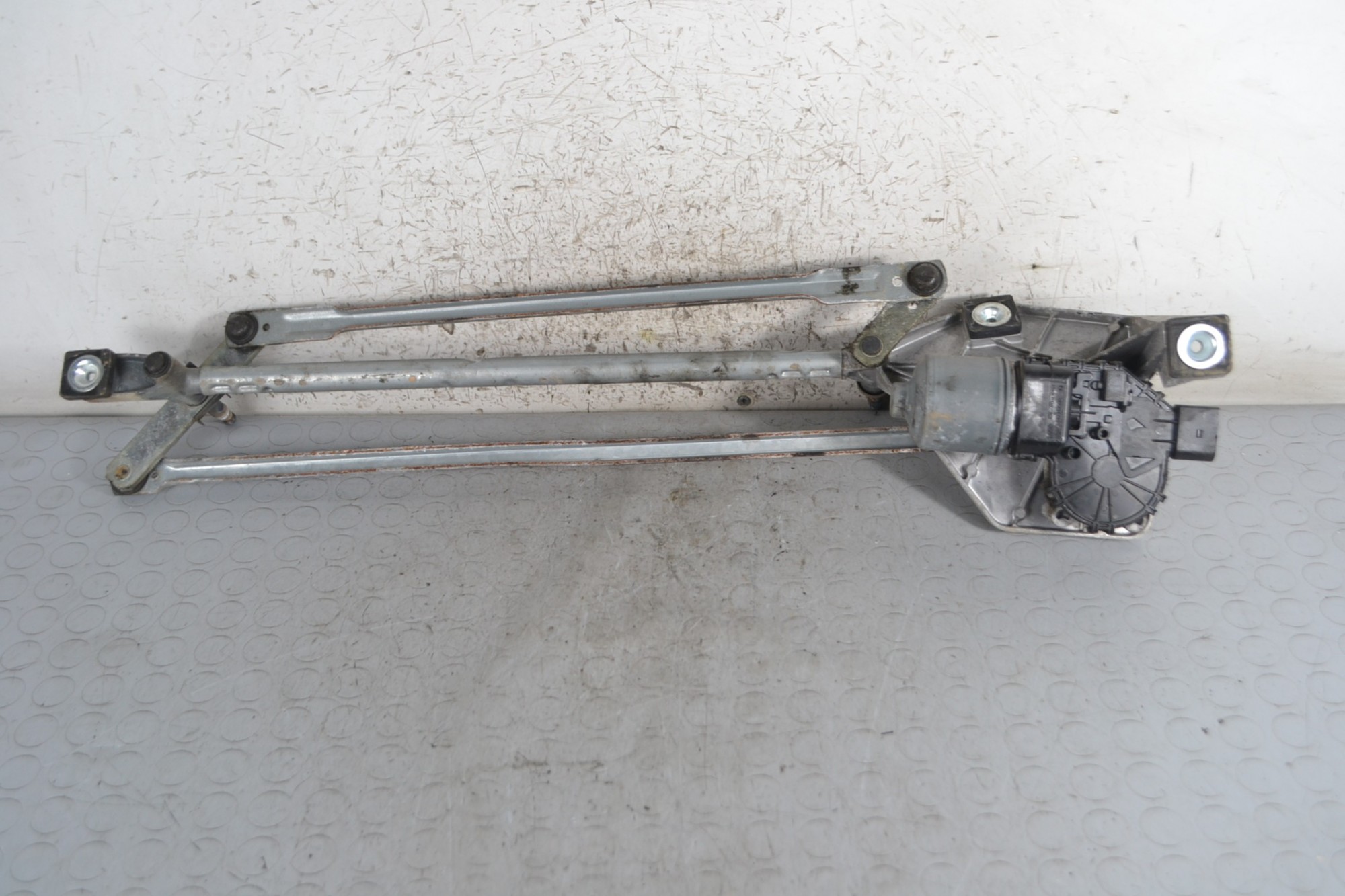 Motorino Tergicristallo Anteriore Ford Kuga dal 2008 al 2012 Cod 8v41-17508-aa  1686566935421