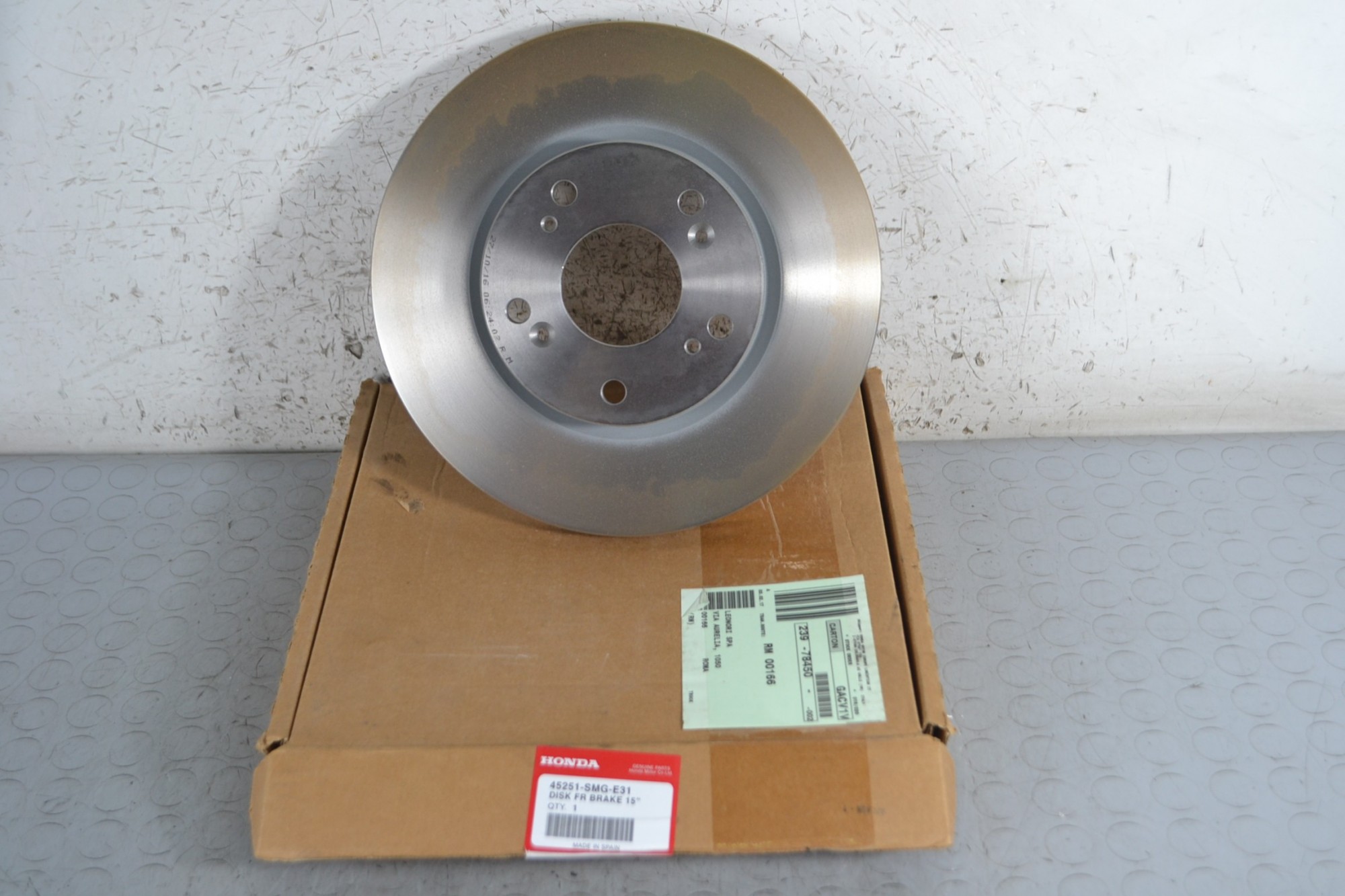 Disco Freno Ventilato Honda Civic VIII dal 2006 al 2011 Cod 45251-smg-e31  1686818566199