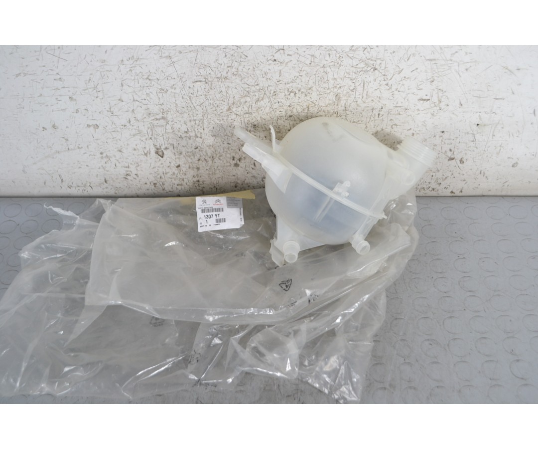 Vaschetta acqua radiatore Citroen C3 I Dal 2002 al 2009 Cod 1307YT  1686826577354