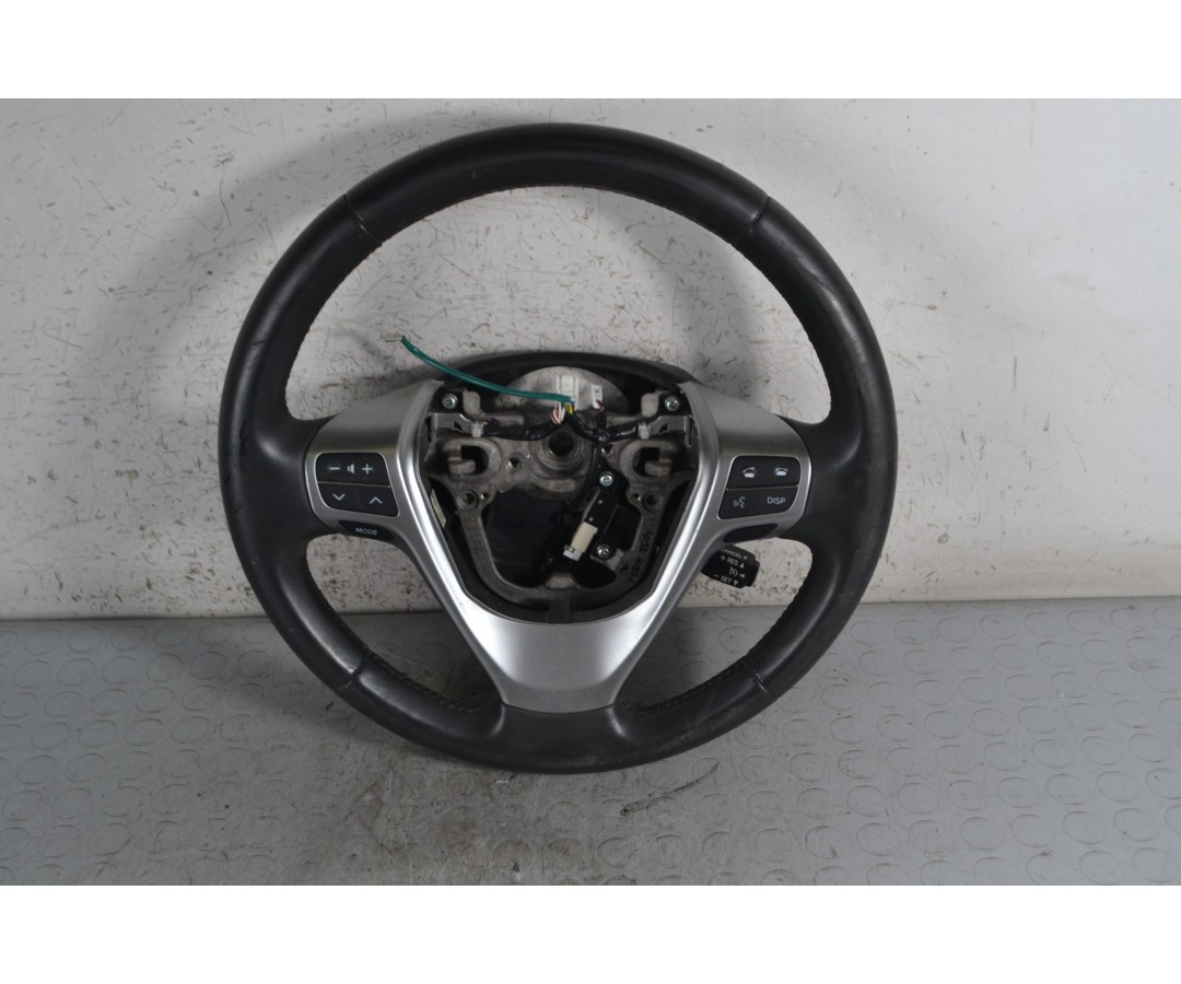 Volante in pelle con comandi Toyota Verso Dal 2013 al 2018 Cod 45100-0F471  1686902475055