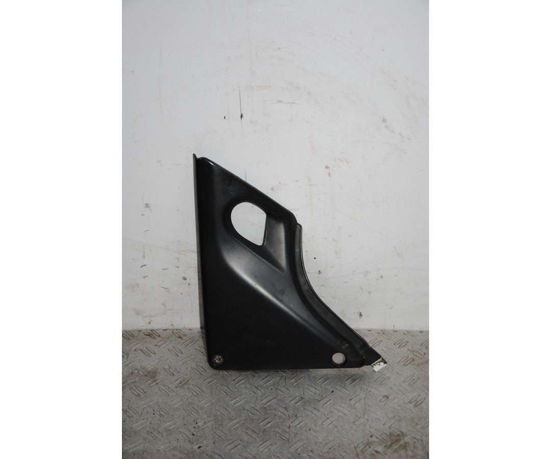 Carena Fianchetto Centrale Sinistro Honda CB 500 Dal 1993 al 2004 1687344531262 Carena Fianchetto Centrale Sinistro Honda CB 500 Dal 1993 al 2004 1687344531262