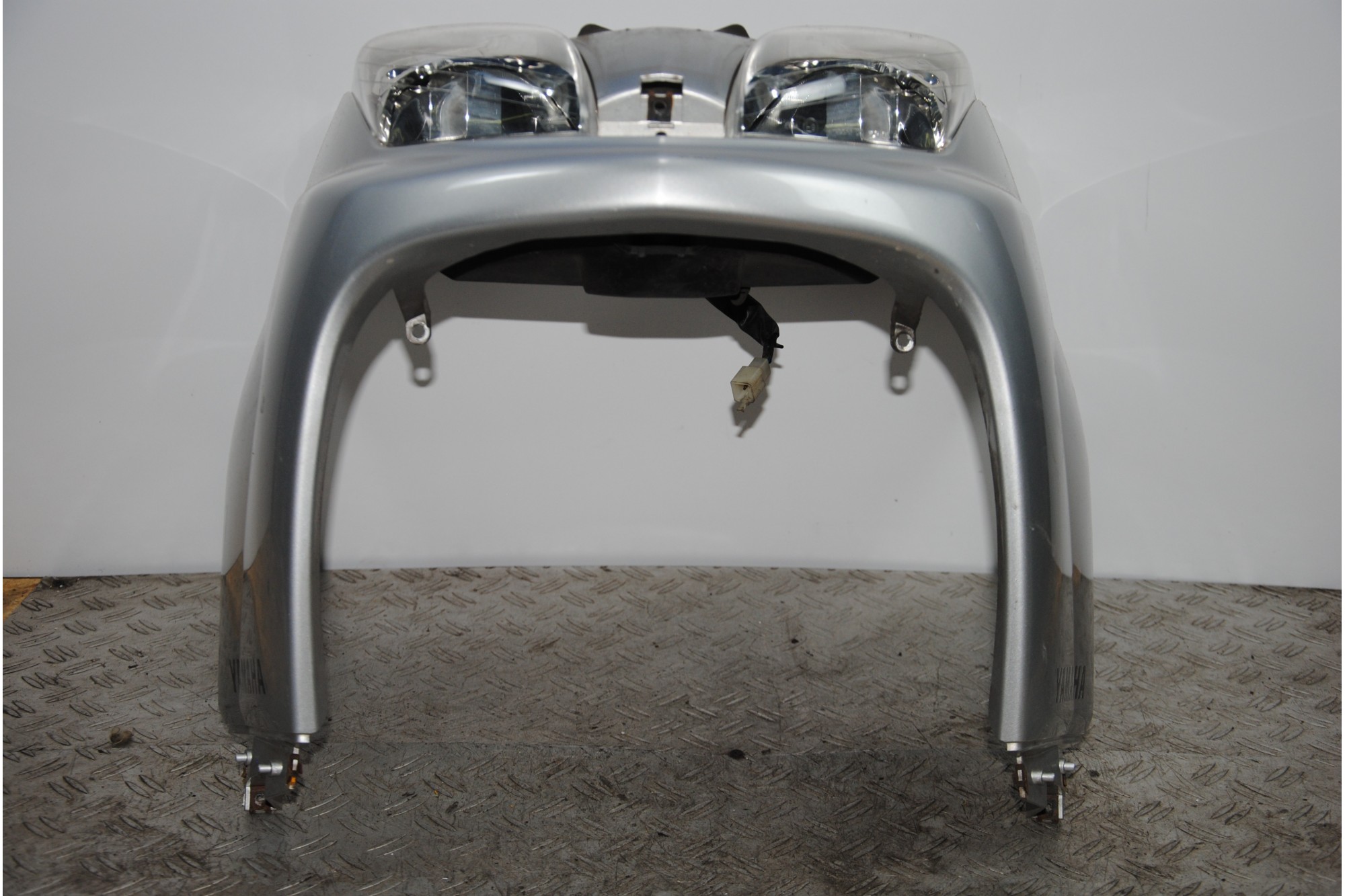 Carena Scudo Con Fari Yamaha Xmax X-max 250 dal 2005 al 2009  1687422020626
