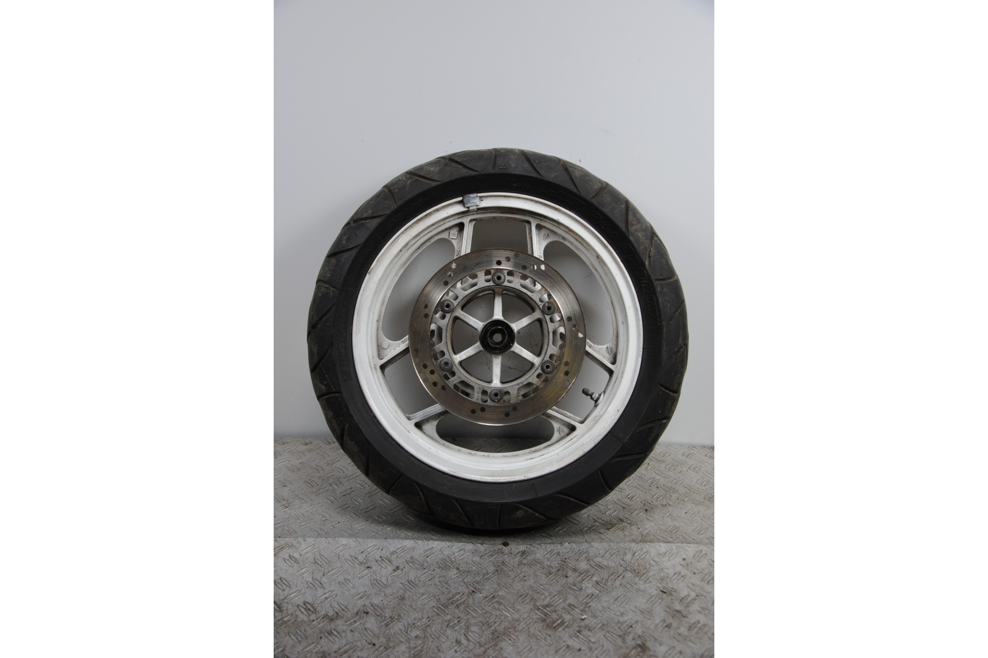 Cerchio Anteriore Kawasaki GPX 600 R dal 1988 al 1989  1687766501935
