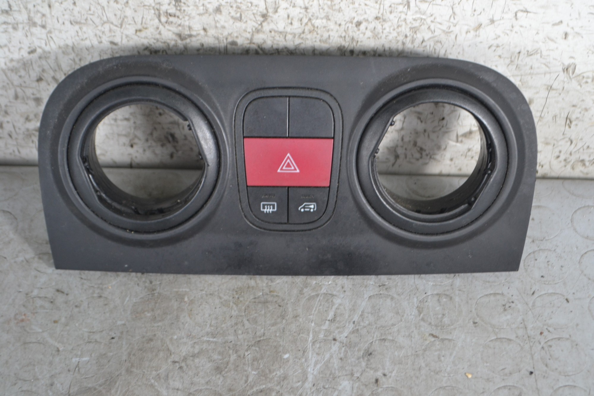 Rivestimento bocchette aria + pulsante 4 frecce Citroen Nemo Dal 2008 al 2013 Cod 901030  1687768413090
