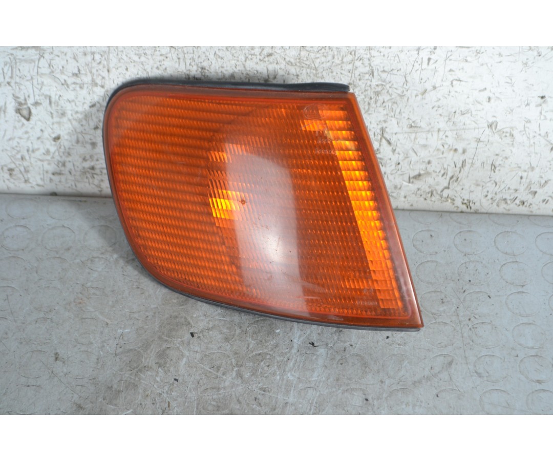 Freccia direzionale anteriore DX Audi 100 Dal 1990 al 1994  1687790382074