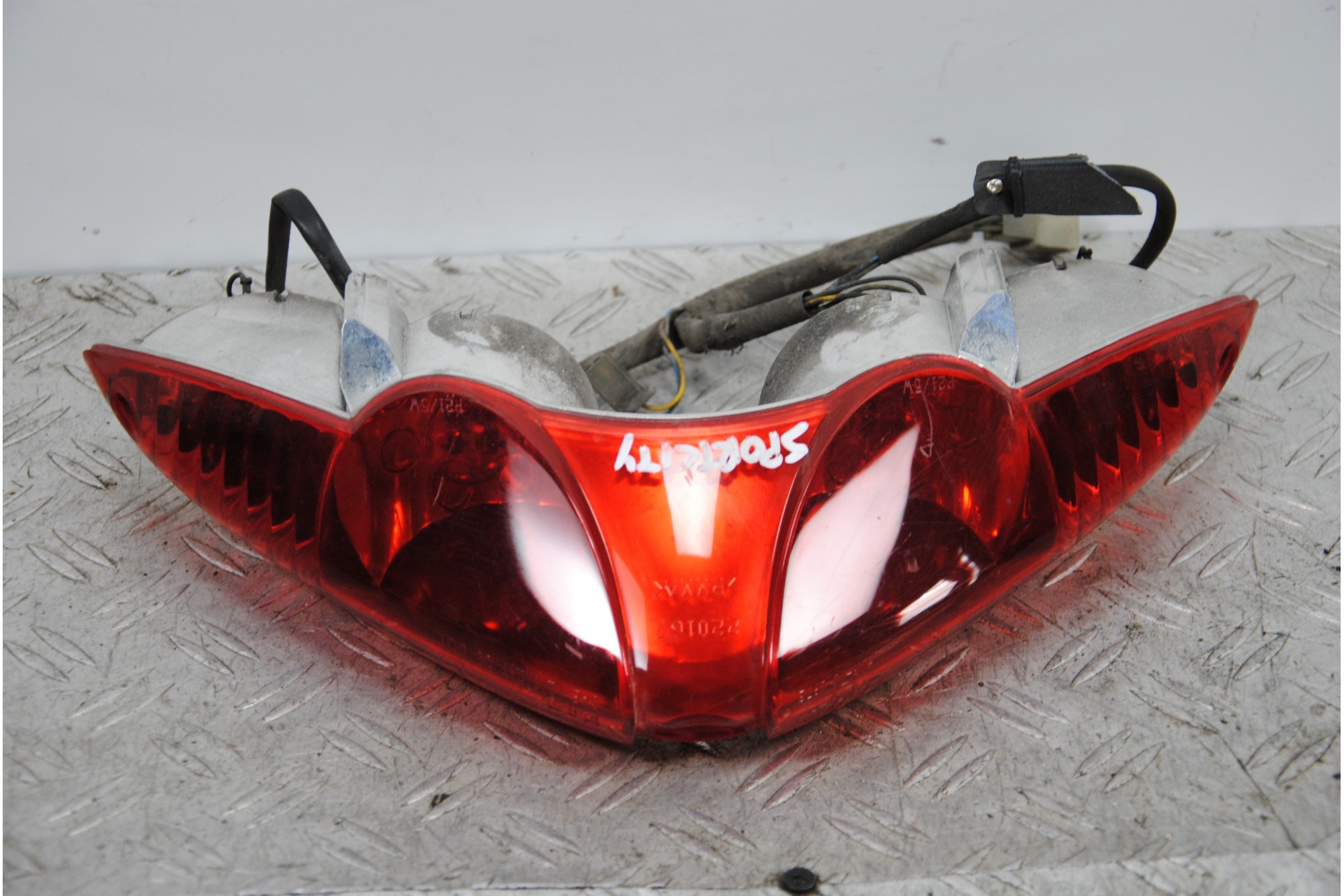 Faro Fanale Stop Posteriore Aprilia Sportcity 250 Dal 2008 al 2012  1687855022044