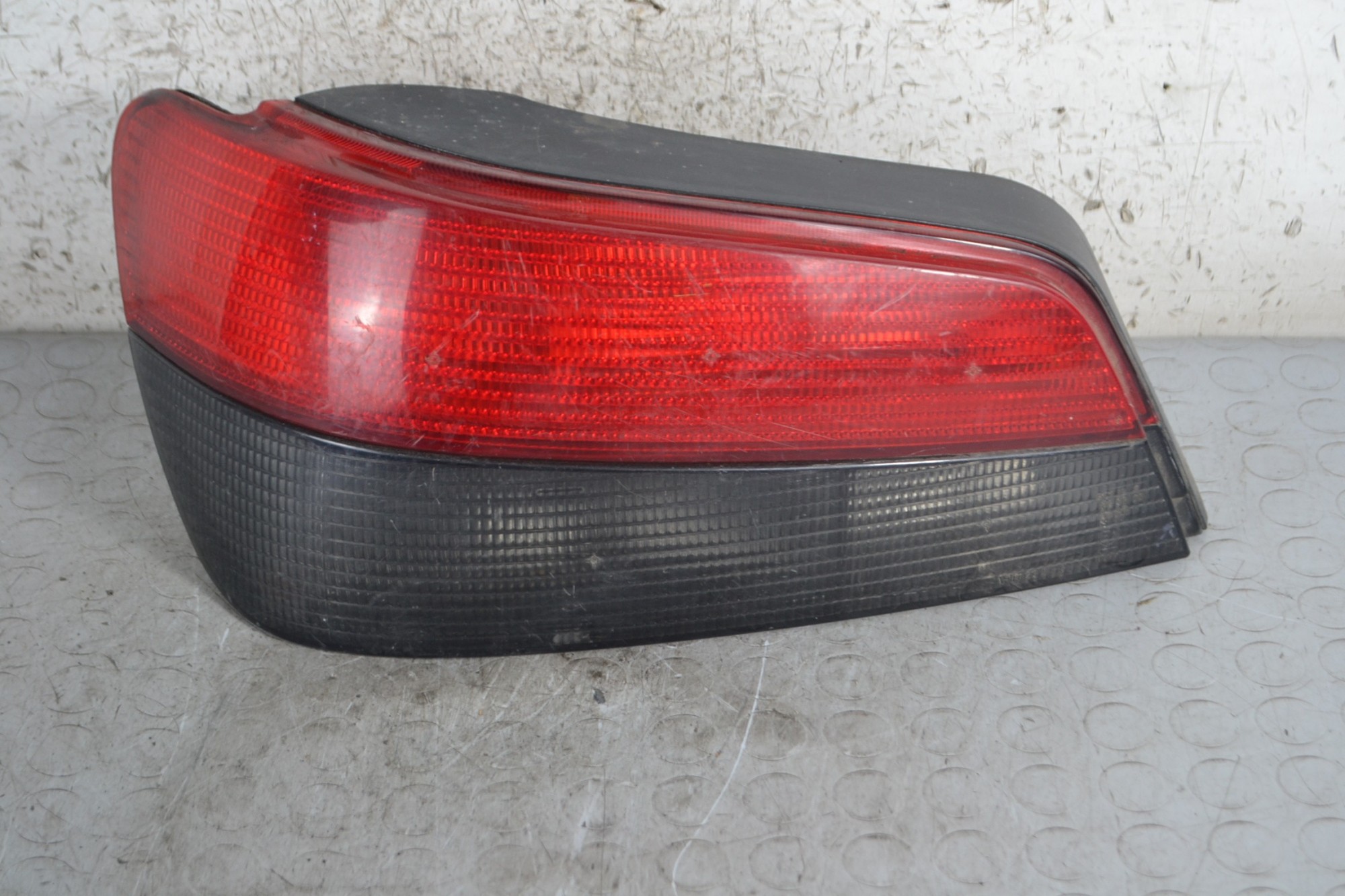 Fanale Stop Posteriore SX Peugeot 306 dal 1997 al 2002 Cod 6350H7  1688114040687