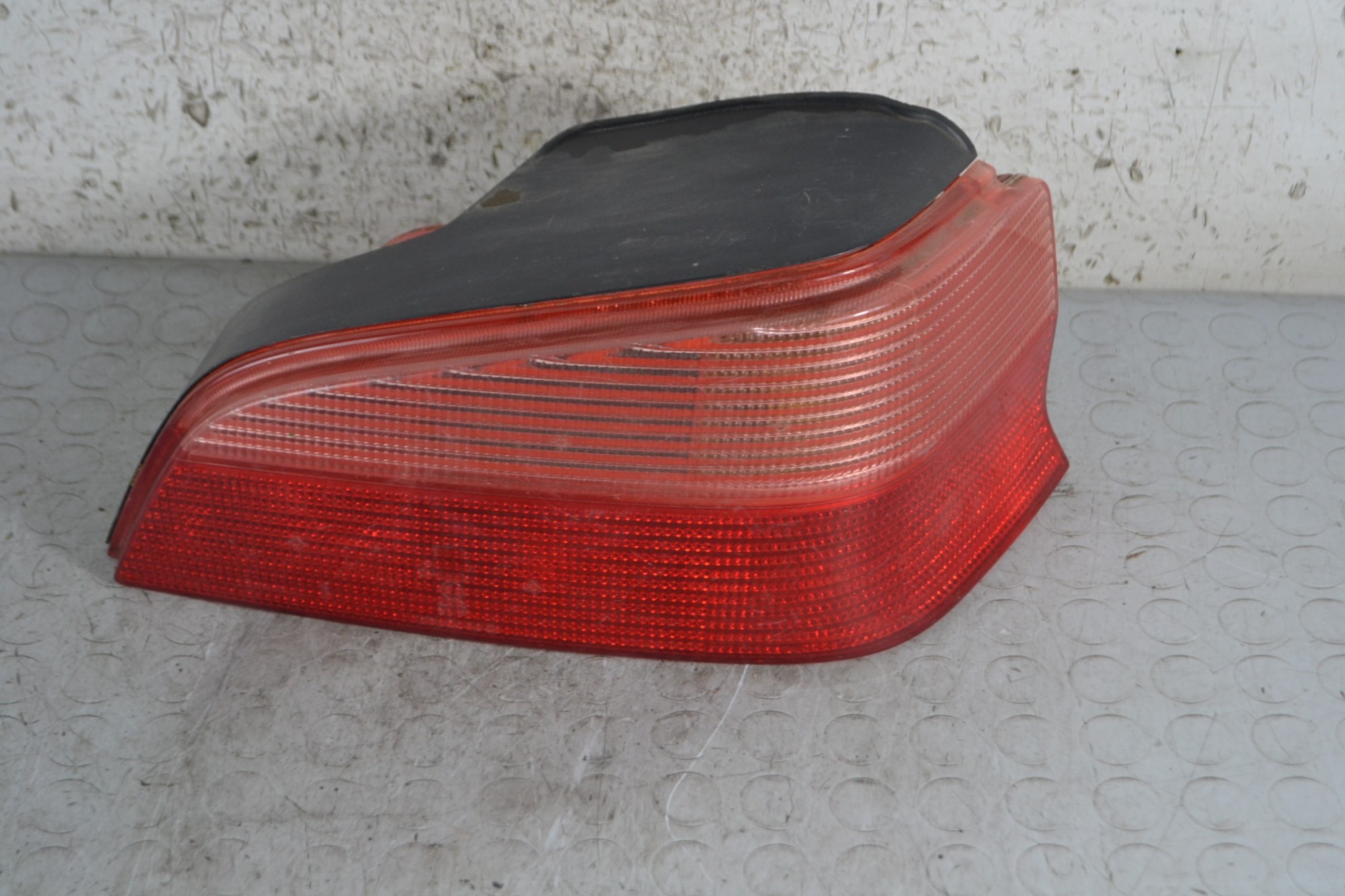 Fanale Stop Posteriore DX Peugeot 106 dal 1996 al 2004 Cod 6351G6  1688114683860