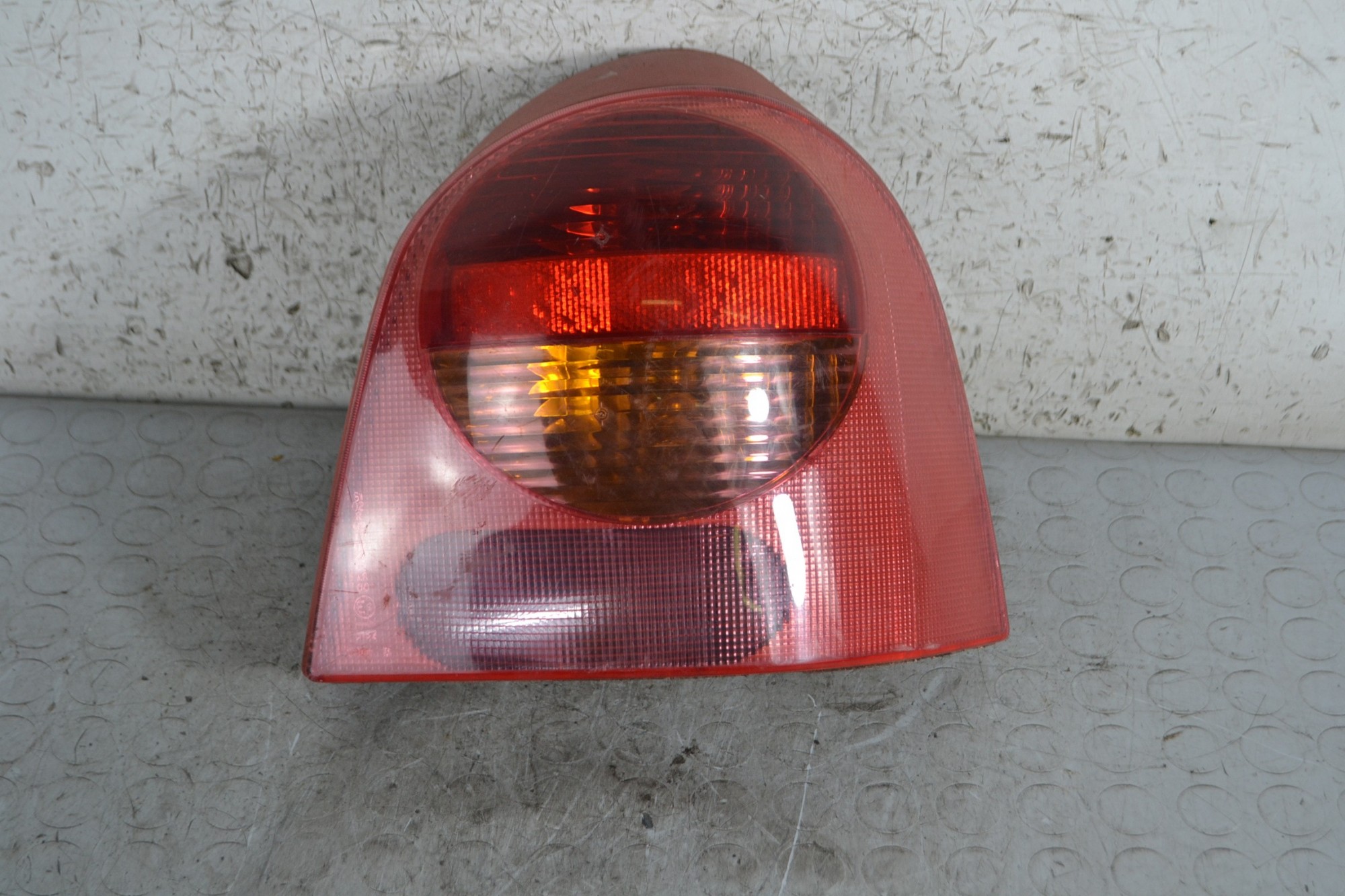 Fanale Stop Posteriore DX Renault Twingo I dal 2000 al 2007 Cod 8200338149  1688115835046