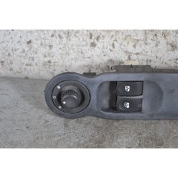 Pulsantiera alzacristalli anteriore SX Renault Modus Dal 2004 al 2013 Cod 8200277630A  1688376020304