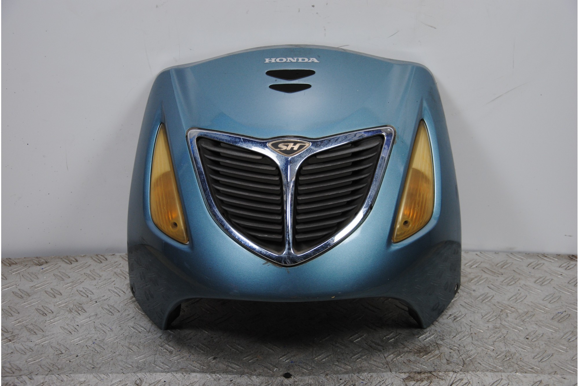 Carena Scudo Anteriore Honda SH 125 / 150 Dal 2001 al 2004  1688467233606
