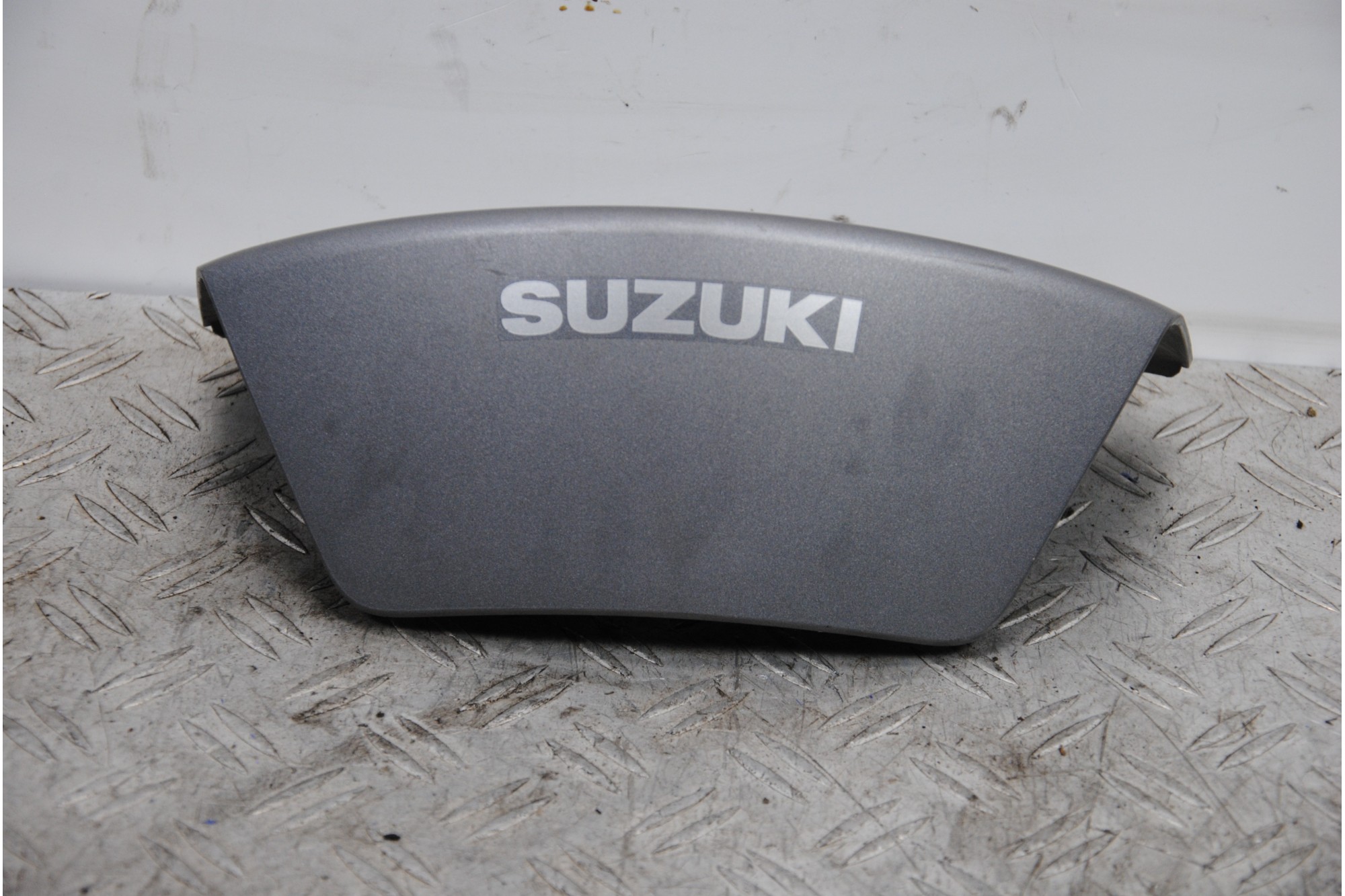 Carena Congiunzione Fianchetti Superiore Suzuki Burgman 400 K7 dal 2007 al 2013  1688484583555
