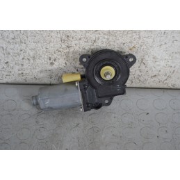 Motorino alzavetro anteriore DX Ford Fiesta V Dal 2002 al 2008 Cod 0130821939  1688544086392