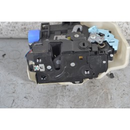 Serratura porta anteriore DX Volkswagen Golf V Dal 2003 al 2008 Cod 25101D6R  1688976180767