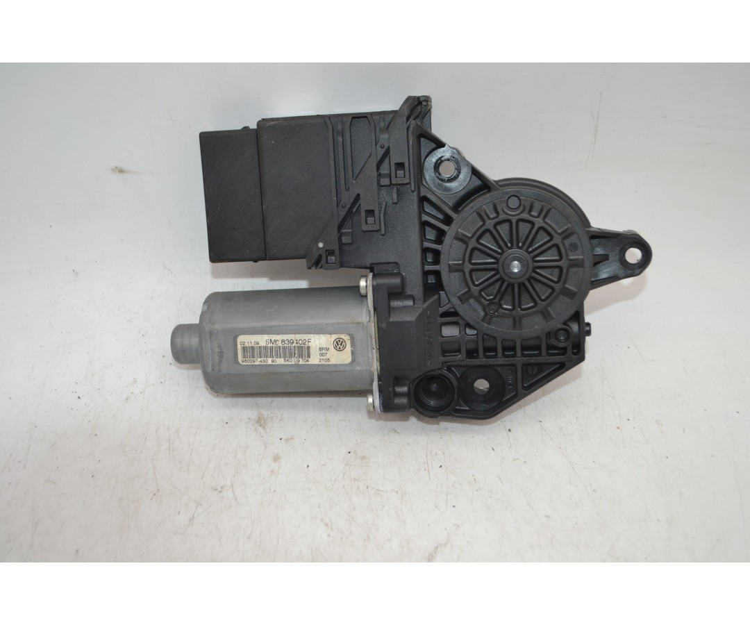 Motorino Alzacristalli Posteriore DX Volkswagen Golf Plus dal 2004 al 2014 Cod 5m0839402f  1689071946548