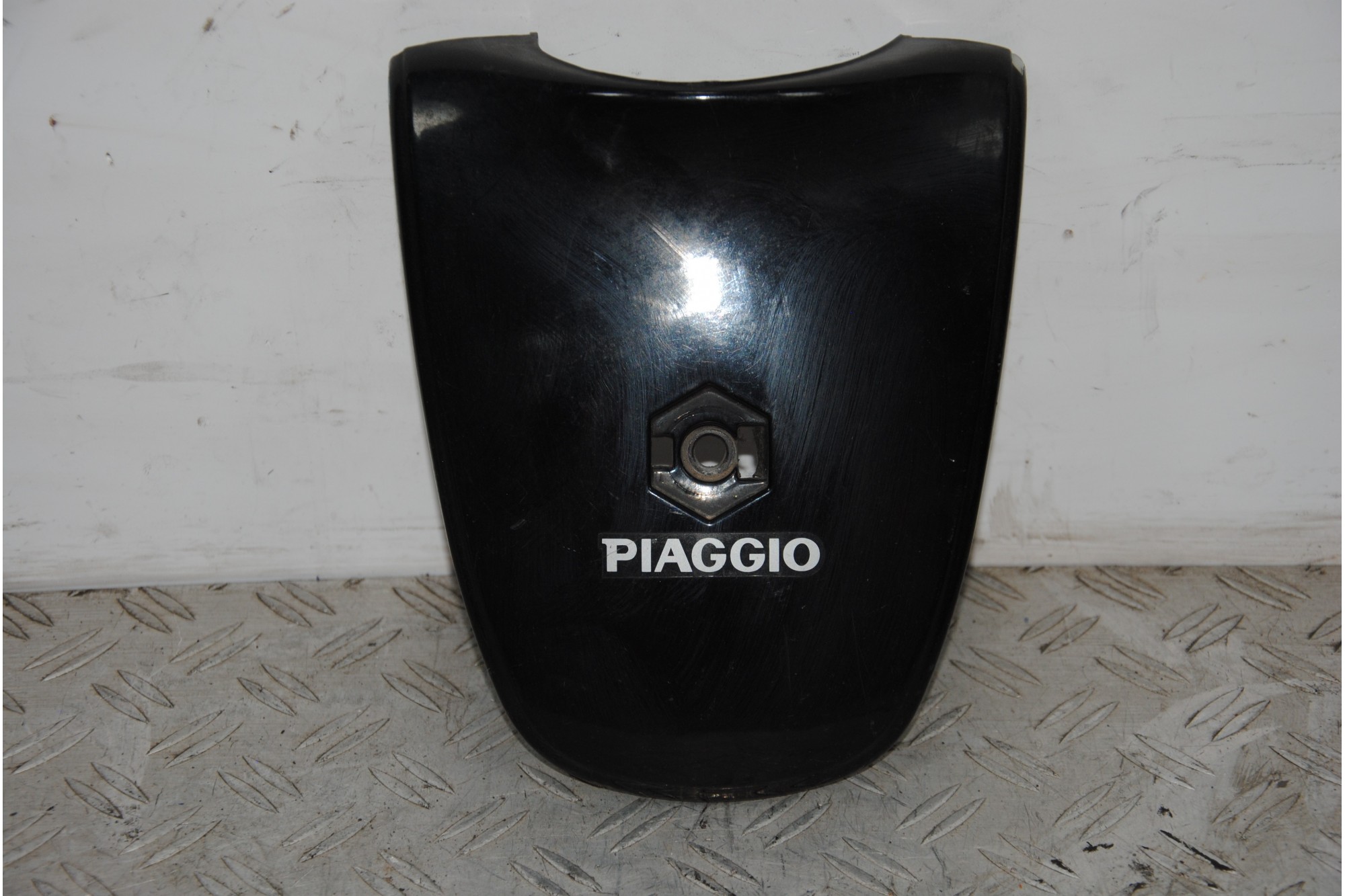 Carena Scudetto Anteriore Piaggio Liberty 50 dal 1997 al 2005  1689331247835
