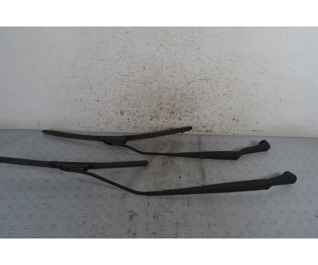 Bracci tergicristallo anteriori Hyundai Atos Prime Dal 1999 al 2008  1689692571075