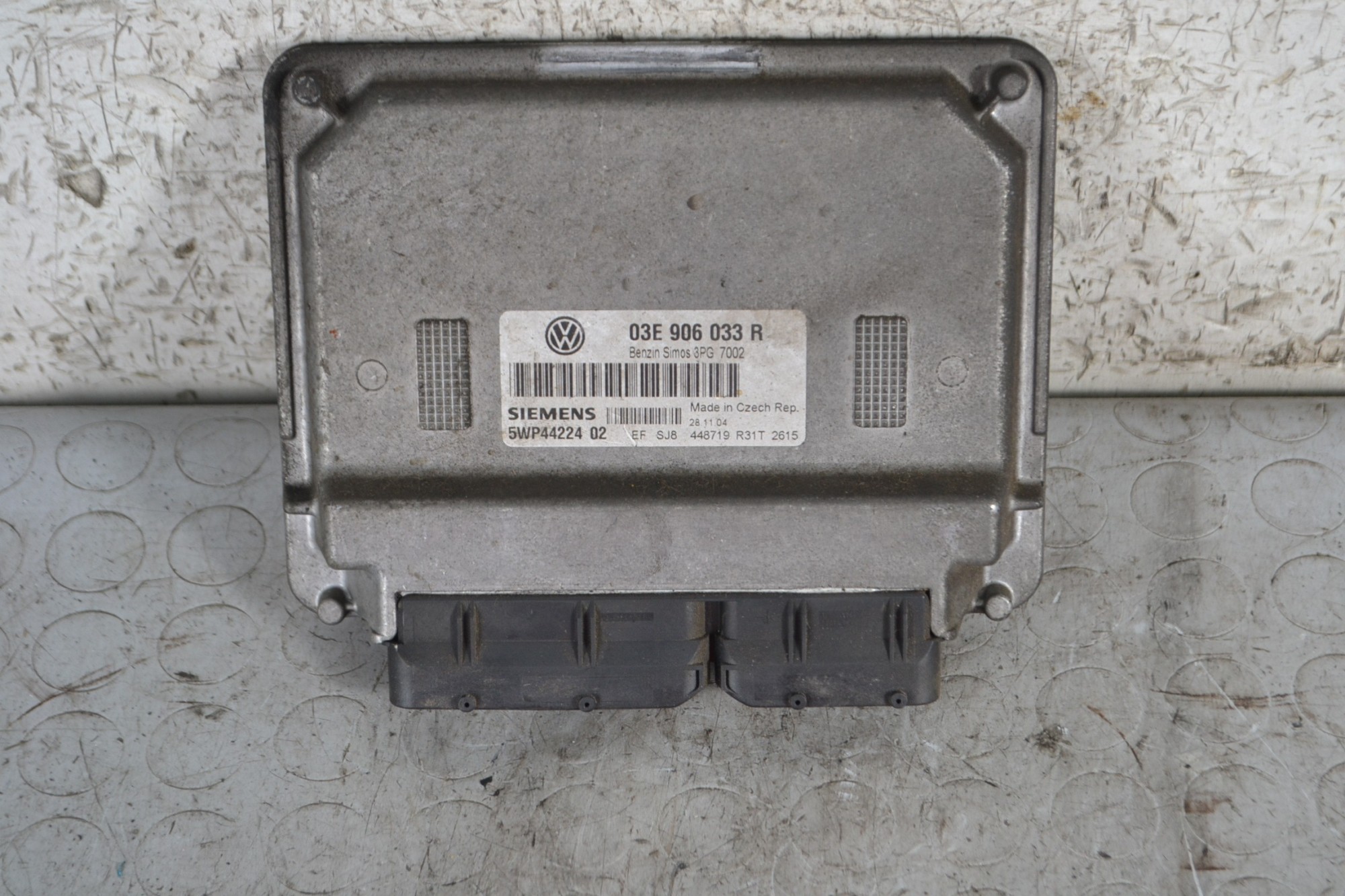 Centralina ECU Volkswagen Polo Dal 2001 al 2009 Cod 03E906033  1689773636365