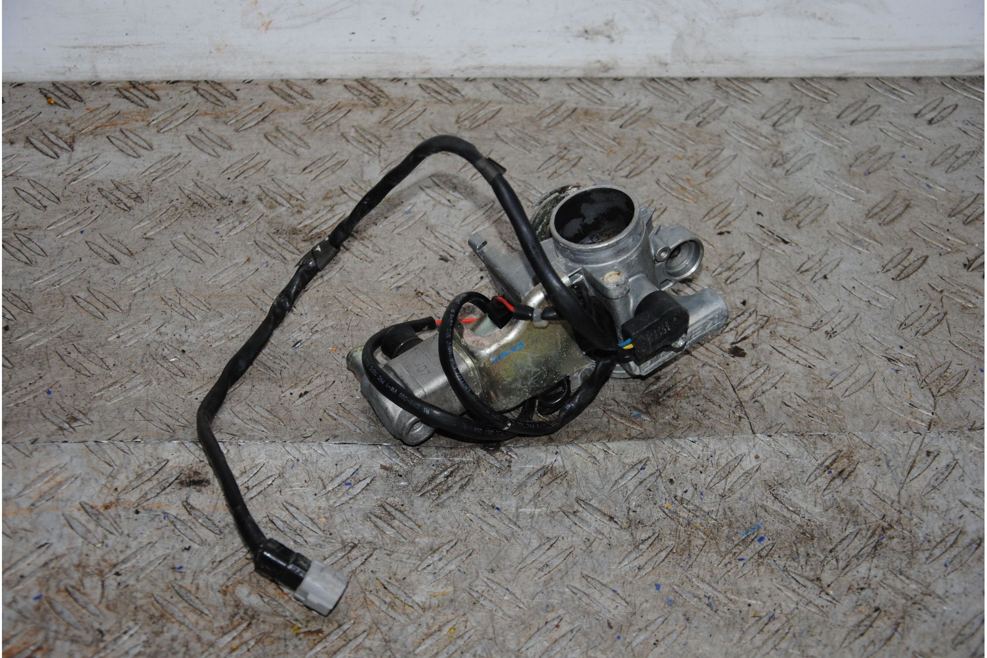 Corpo Farfallato Suzuki Burgman K5 400 dal 2003 al 2006  1690809661732