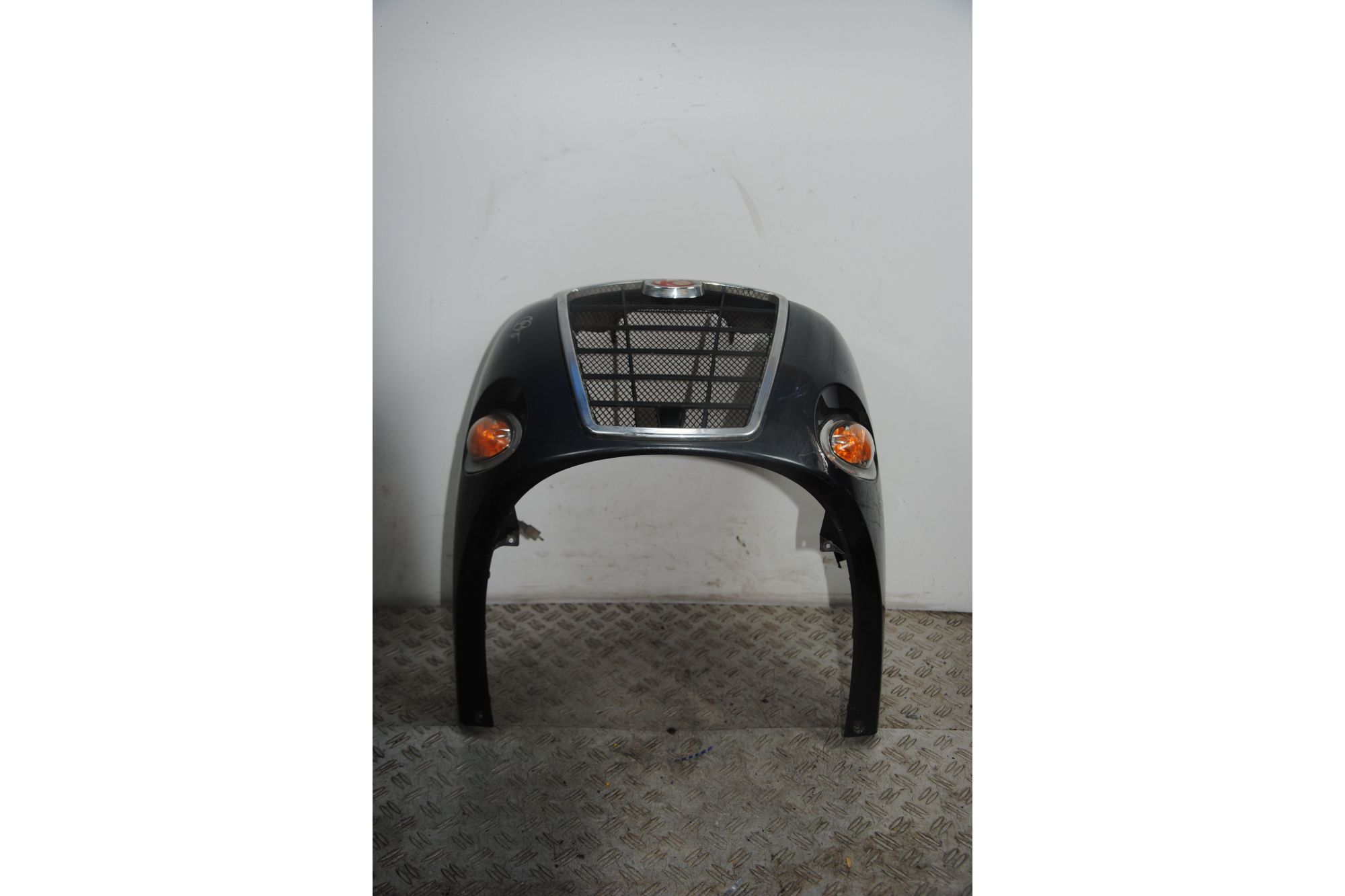 Carena Scudo Anteriore Kymco People 250 Dal 2003 al 2005  1691157454380