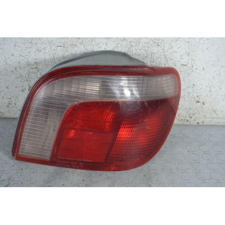 Fanale stop posteriore DX Toyota Yaris Dal 1999 al 2005 Cod 8155052130  1692631118378