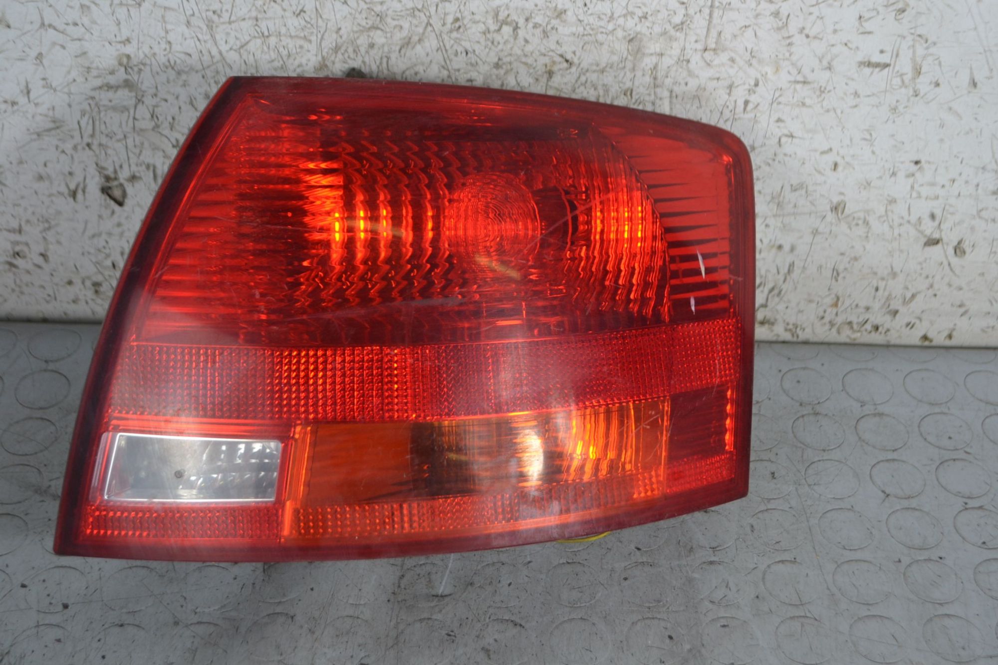 Fanale stop posteriore DX Audi A4 Avant SW dal 2004 al 2009 cod 8E9945096E  1692631365680