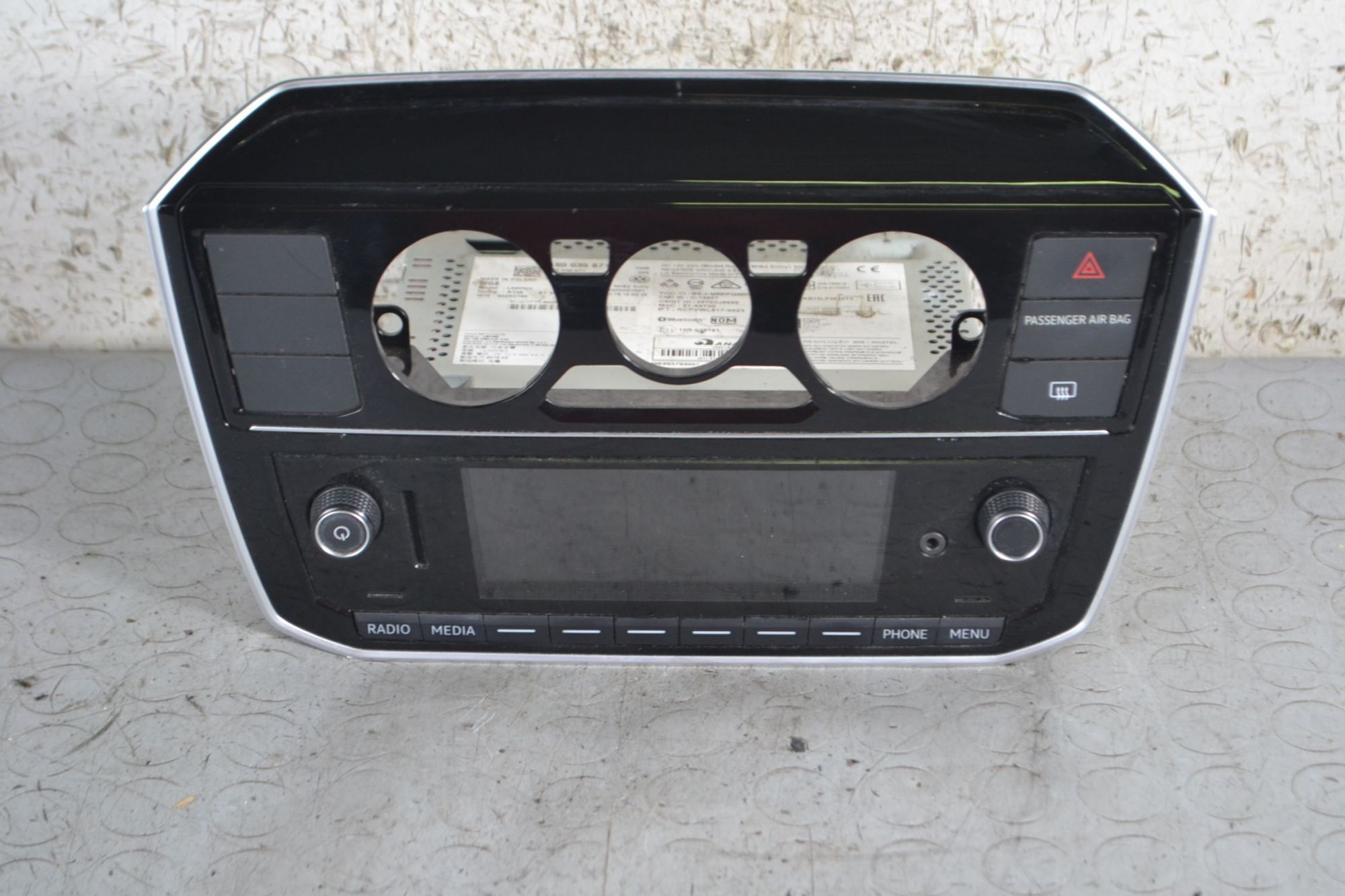 Autoradio Volkswagen UP dal 2011 in poi Cod 1s0035871  1692889189557