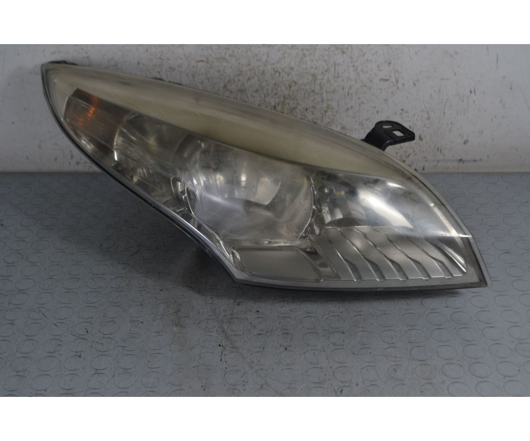 Faro Anteriore DX Renault Megane Coupe III dal 2008 al 2016 Cod 260100017r 1693319077482 Faro Anteriore DX Renault Megane Coupe III dal 2008 al 2016 Cod 260100017r 1693319077482