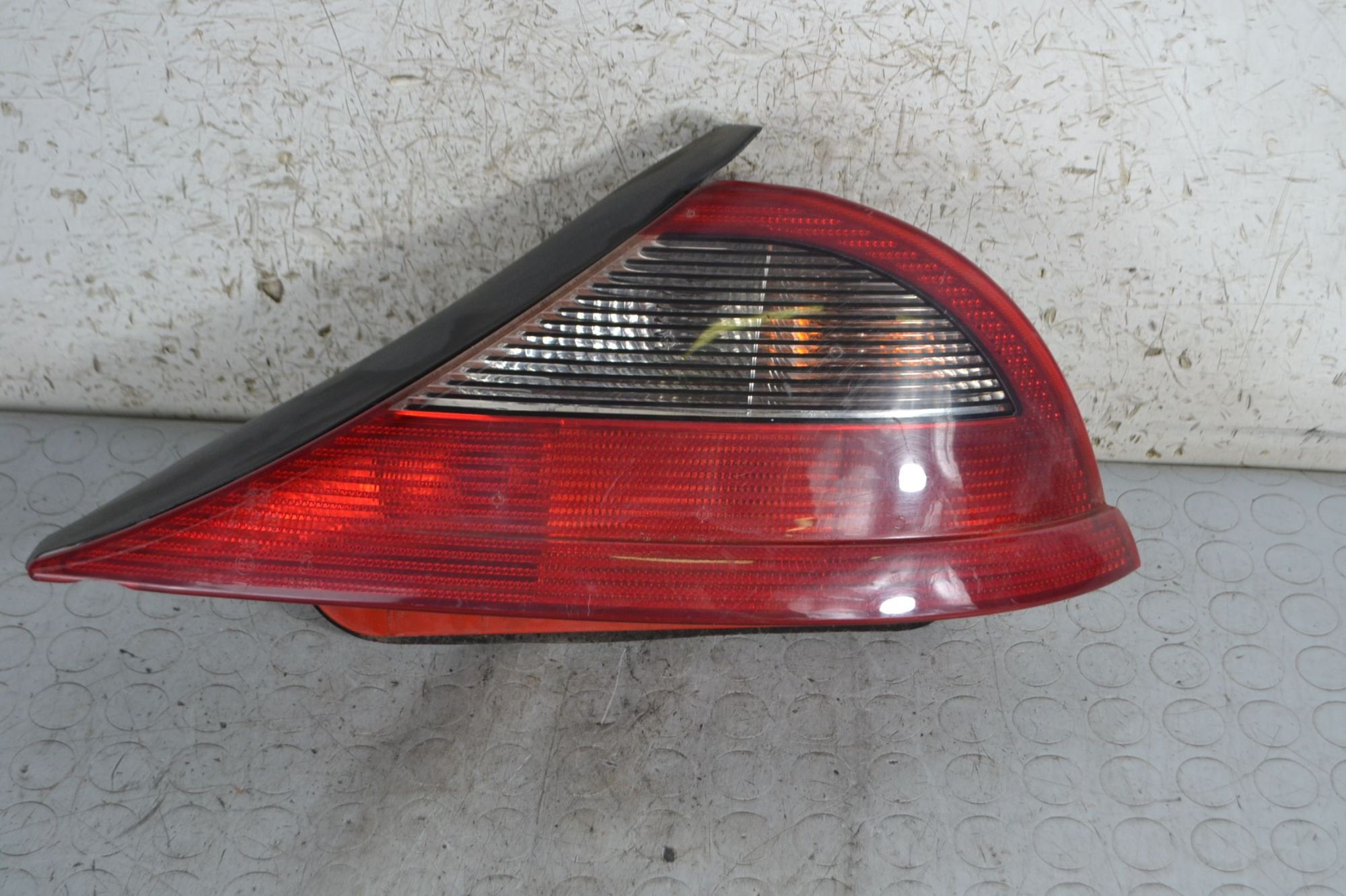 Fanale Stop Posteriore DX Lancia Y dal 1995 al 2003 cod 46777339  1693321690068