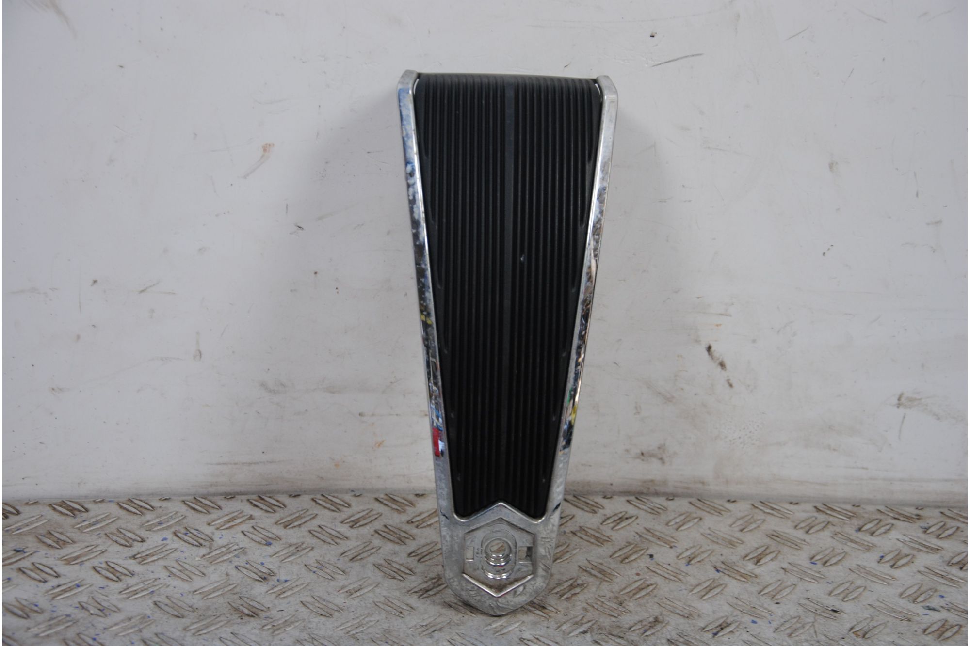 Carena Scudetto Anteriore Piaggio Liberty 125 3V Dal 2013 Al 2015  1693404636006