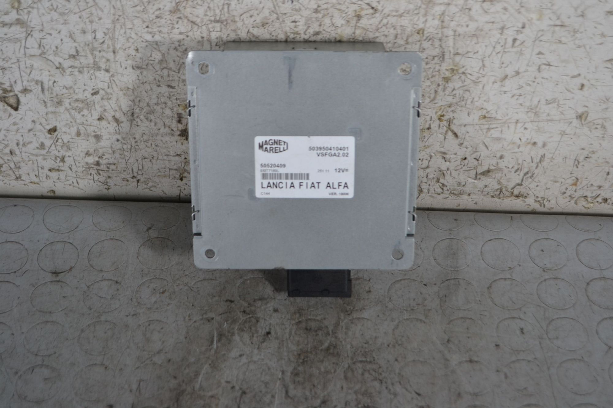 Centralina controllo autoradio Fiat 500 Dal 2007 al 2015 Cod 50520409  1693557771913