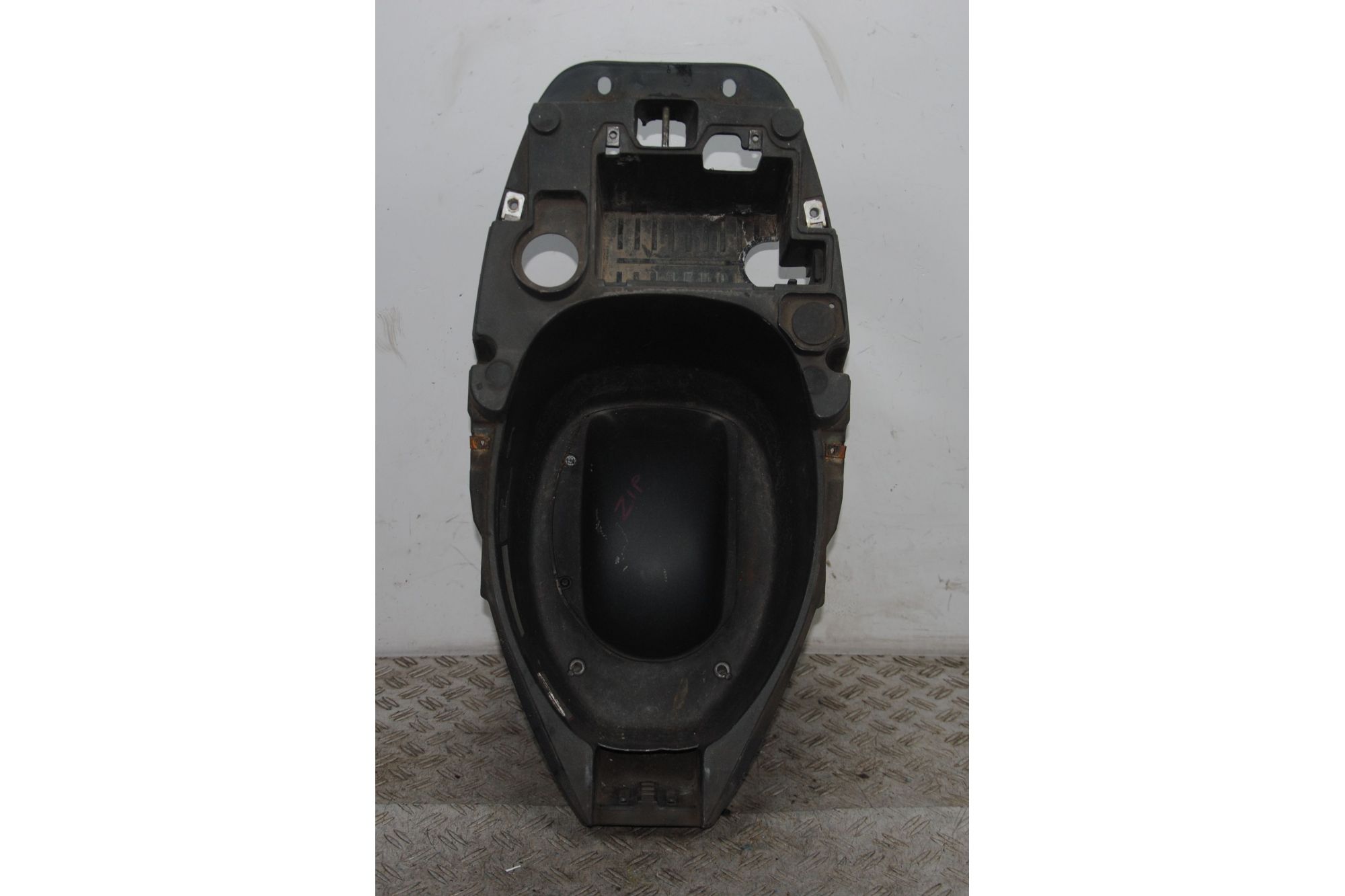 Carena Sottosella Piaggio Zip 50 Dal 2000 Al 2018  1693575075864