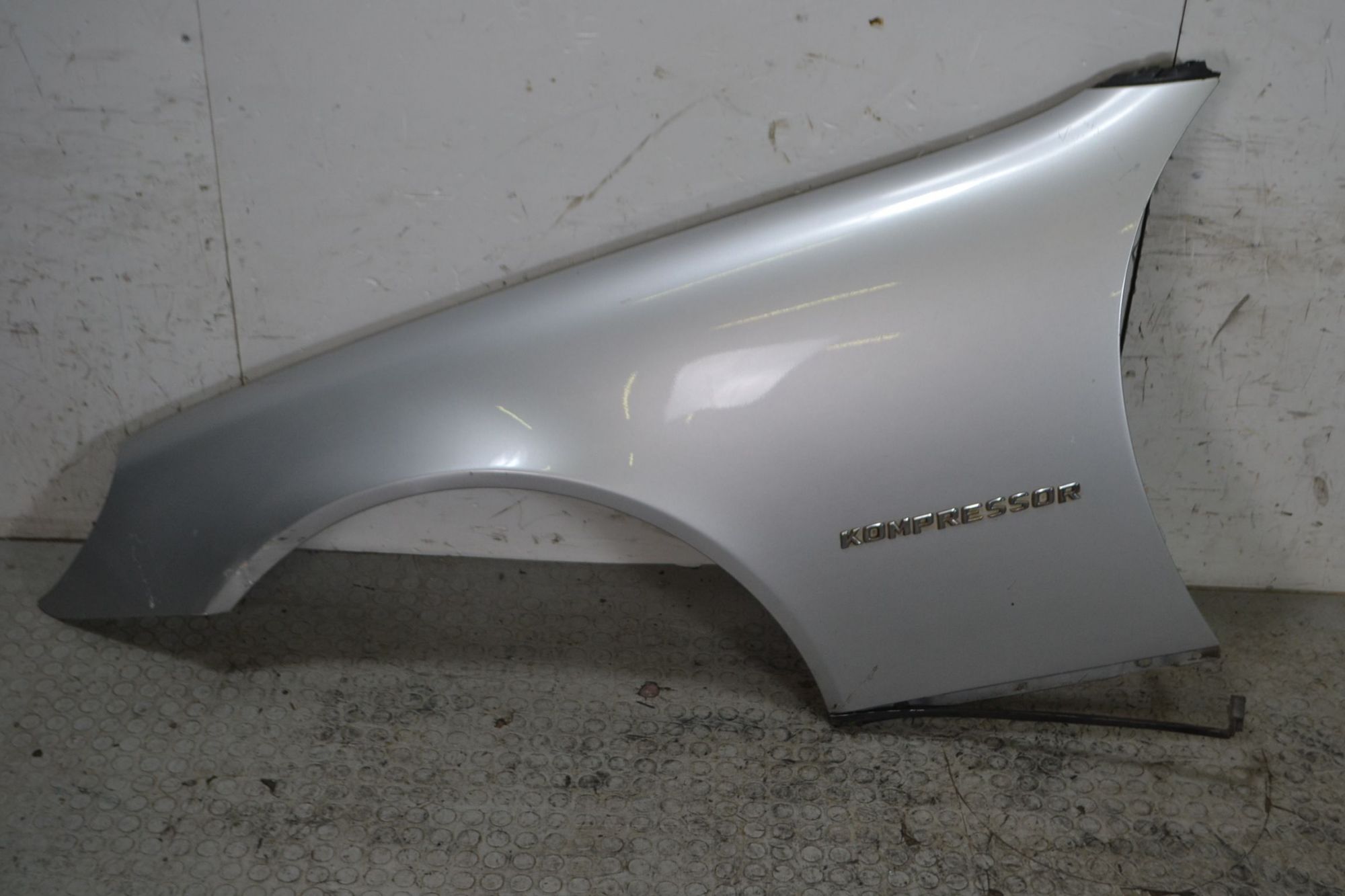 Parafango Anteriore SX Mercedes SLK R170 dal 2000 al 2004  1693822813171