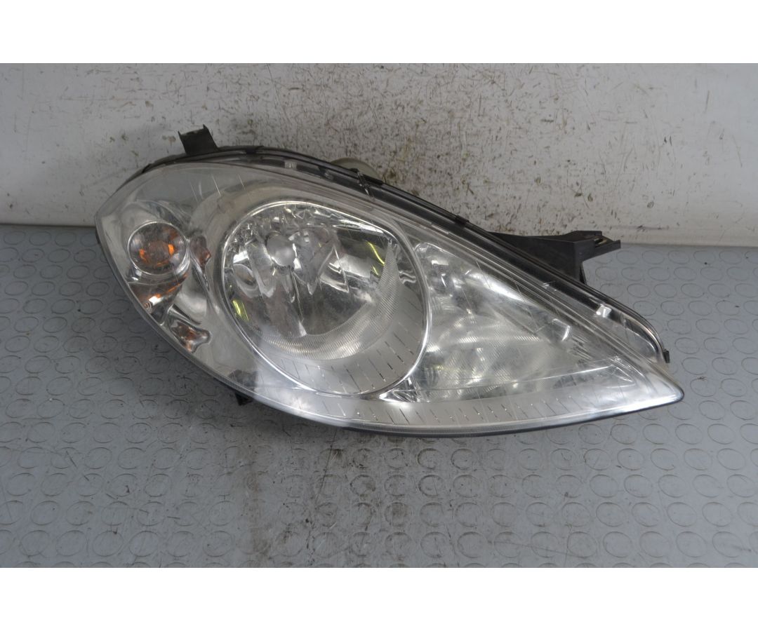 Faro Anteriore DX Mercedes Classe A W169 dal 2004 al 2008 Cod a1698200261 1693902446039 Faro Anteriore DX Mercedes Classe A W169 dal 2004 al 2008 Cod a1698200261 1693902446039
