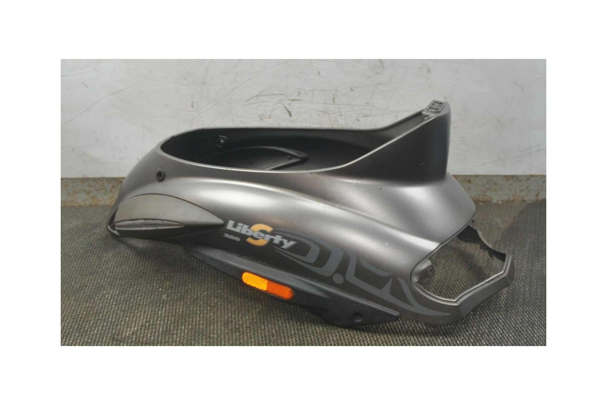 Carena posteriore Piaggio Liberty S 50 / 125 / 150 Dal 2006 al 2011  2411111141410
