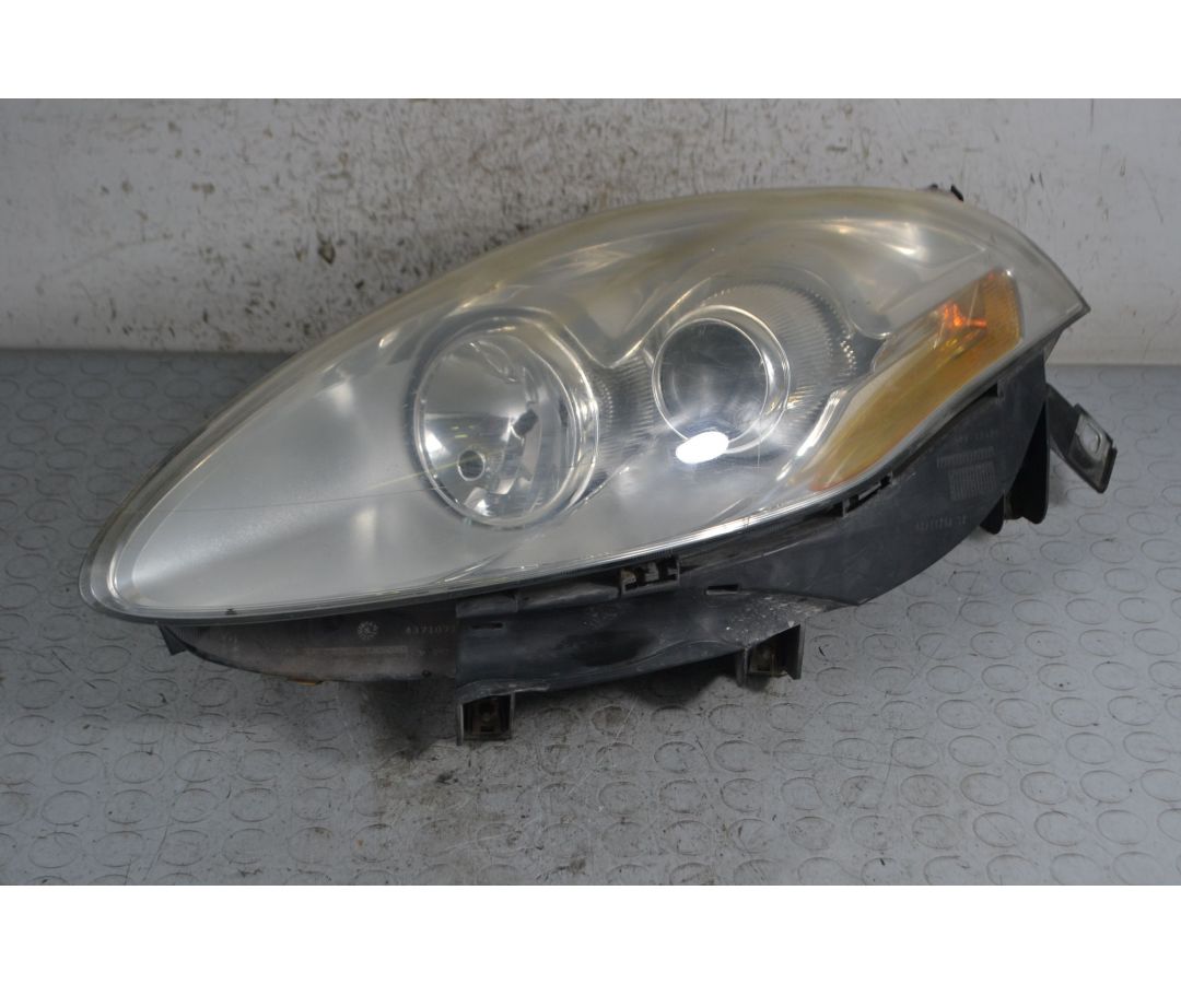 Faro Anteriore SX Fiat Bravo dal 2007 al 2014 Cod 51757538 1693995348180 Faro Anteriore SX Fiat Bravo dal 2007 al 2014 Cod 51757538 1693995348180