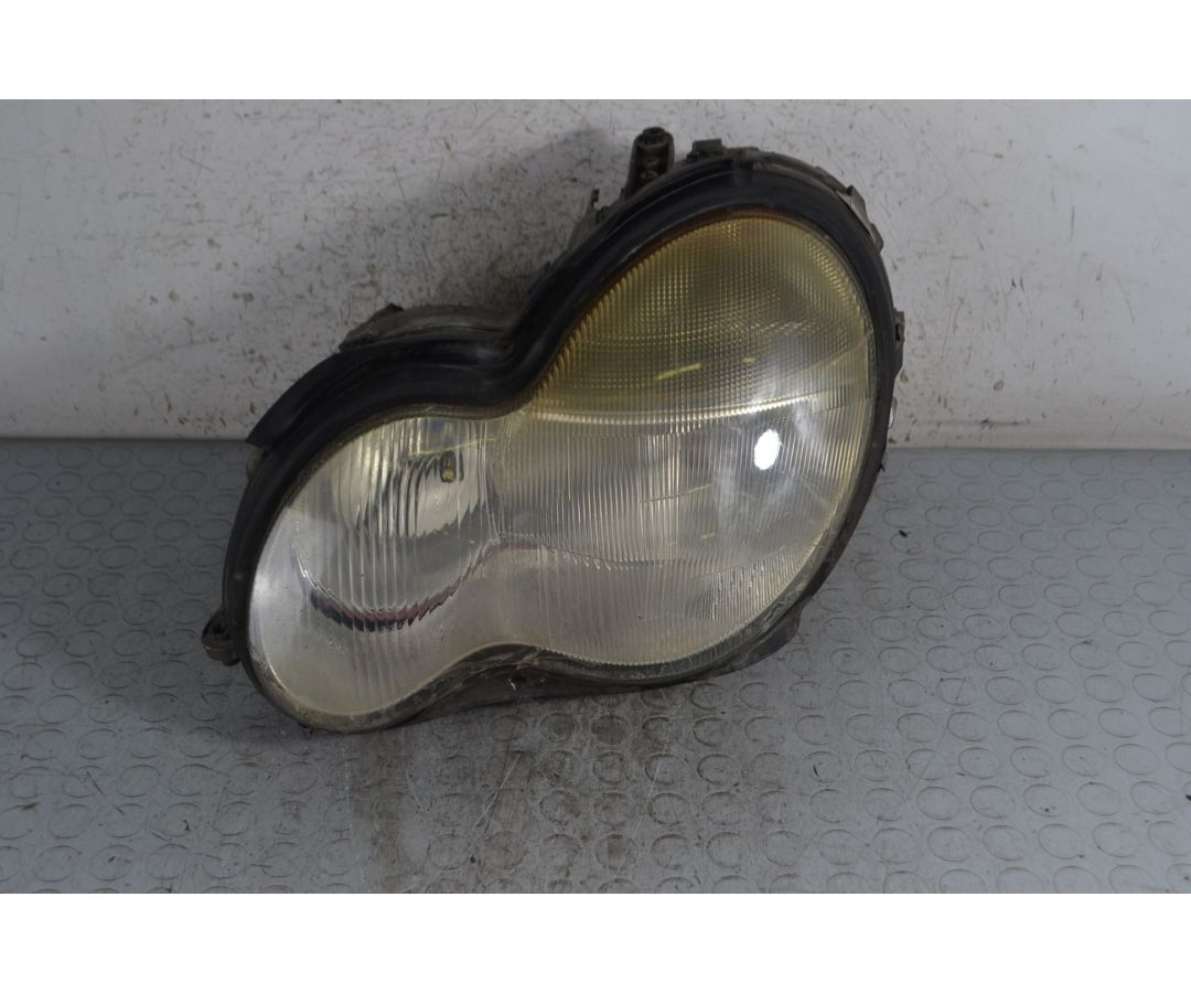 Faro Anteriore SX Mercedes Classe C W203 dal 2000 al 2007 Cod a2038201161  1694070612042