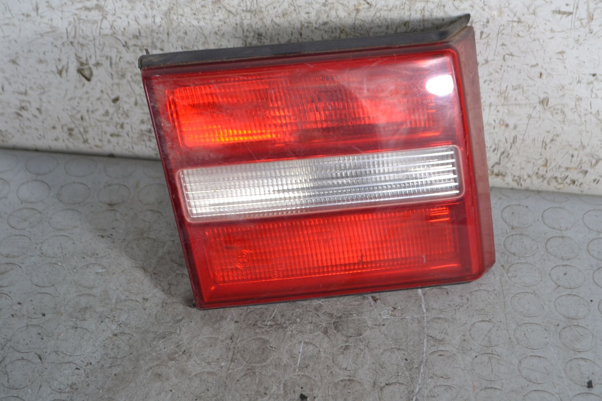 Fanale Stop Posteriore Interno SX Lancia Kappa dal 1994 al 2001 Cod 7780141  1694078577534