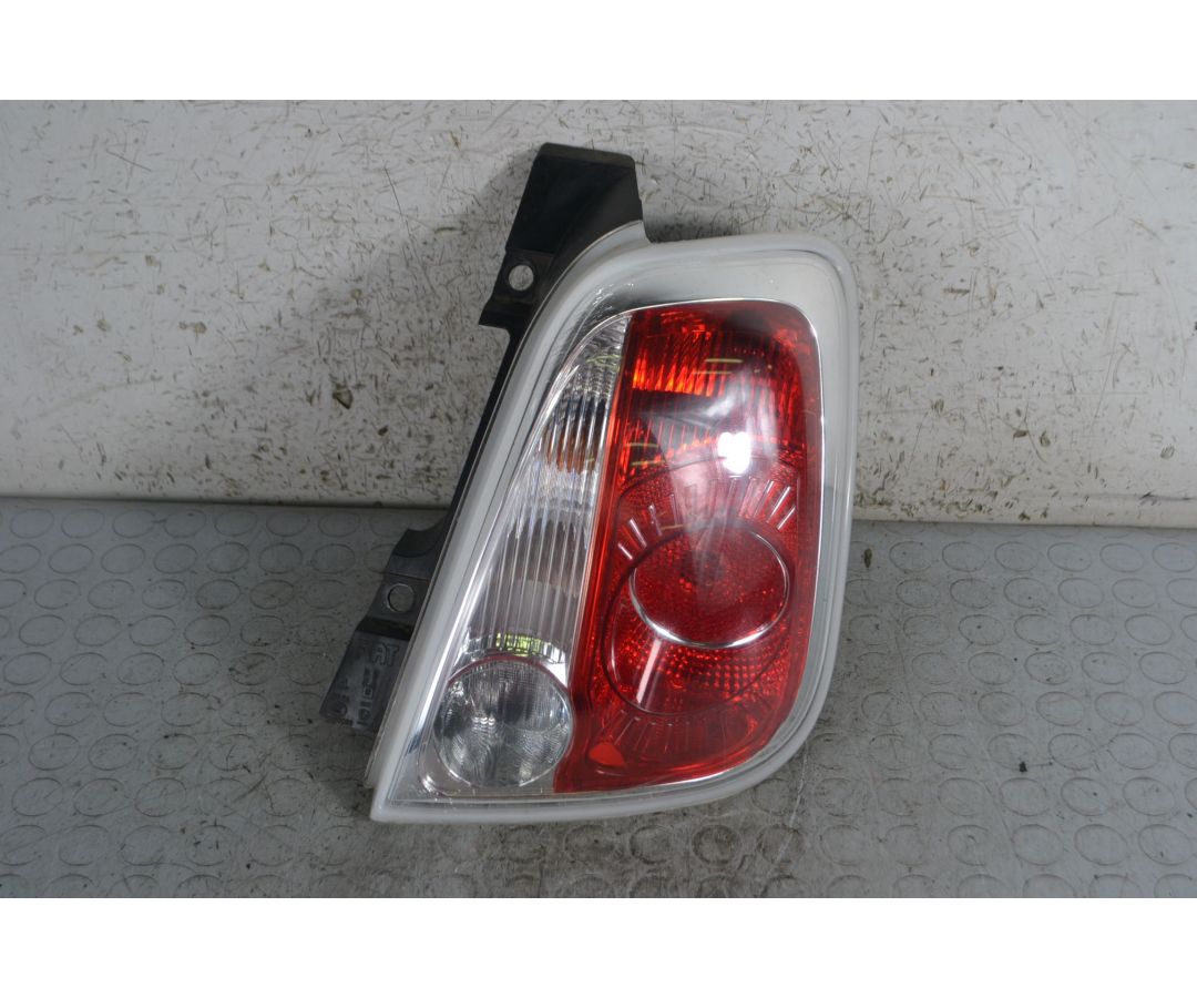 Fanale Stop Posteriore DX Fiat 500 dal 2007 al 2015 1694080153993 Fanale Stop Posteriore DX Fiat 500 dal 2007 al 2015 1694080153993
