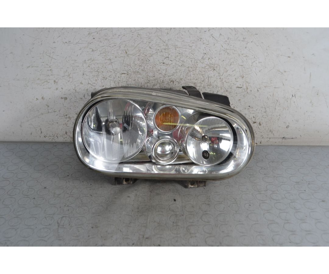 Faro Fanale Anteriore Destro Volkswagen Golf IV dal 2001 al 2009 Cod 1J1941016B 1694098899579 Faro Fanale Anteriore Destro Volkswagen Golf IV dal 2001 al 2009 Cod 1J1941016B 1694098899579