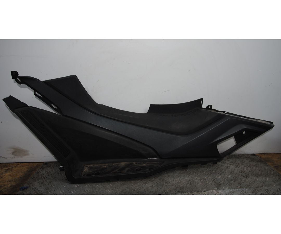 Carena Poggiapiedi Sinistro Kymco X-town 125 / 300 Dal 2016 al 2020 1694163323794 Carena Poggiapiedi Sinistro Kymco X-town 125 / 300 Dal 2016 al 2020 1694163323794