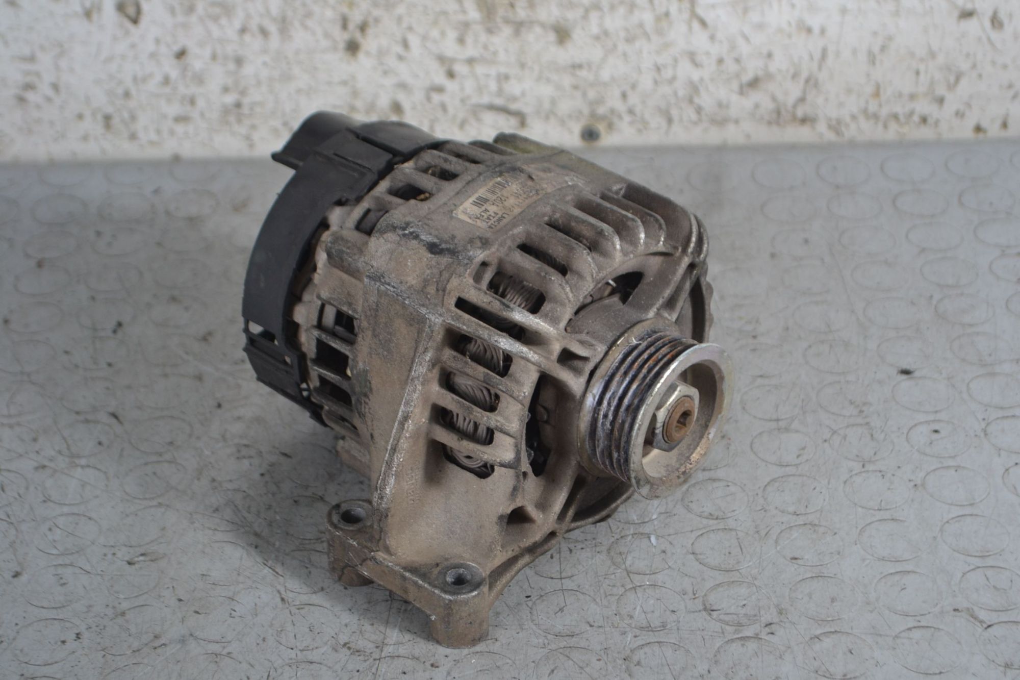 Alternatore Fiat 500 1.2 benzina Dal 2007 al 2015 Cod 51859041  1694175098055