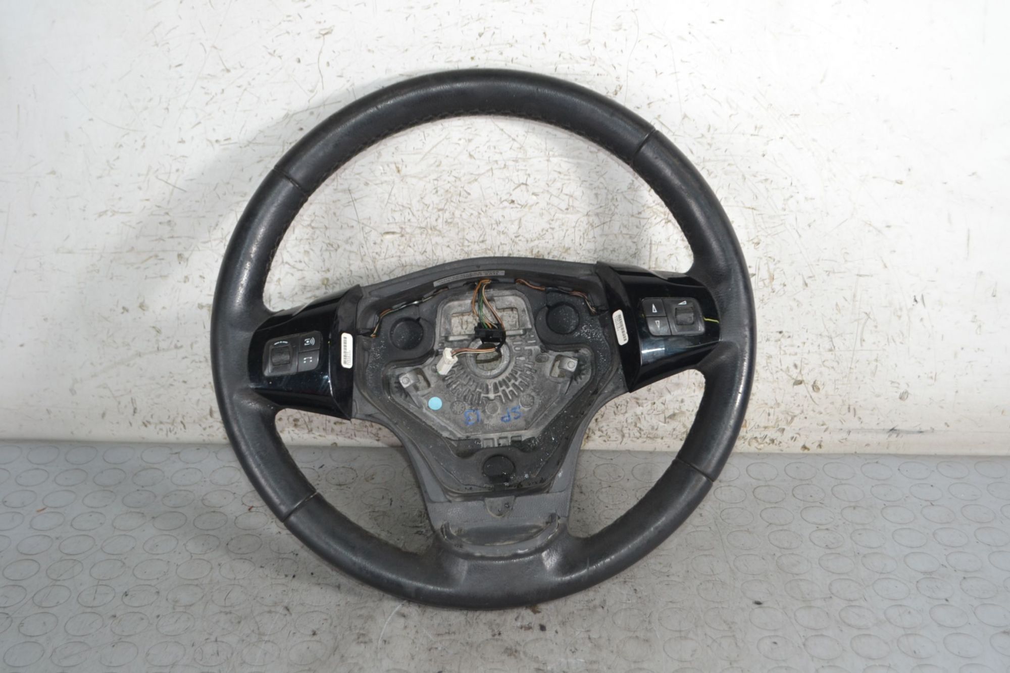 Volante Opel Corsa D Dal 2006 al 2014 Cod 13229631  1694176344496