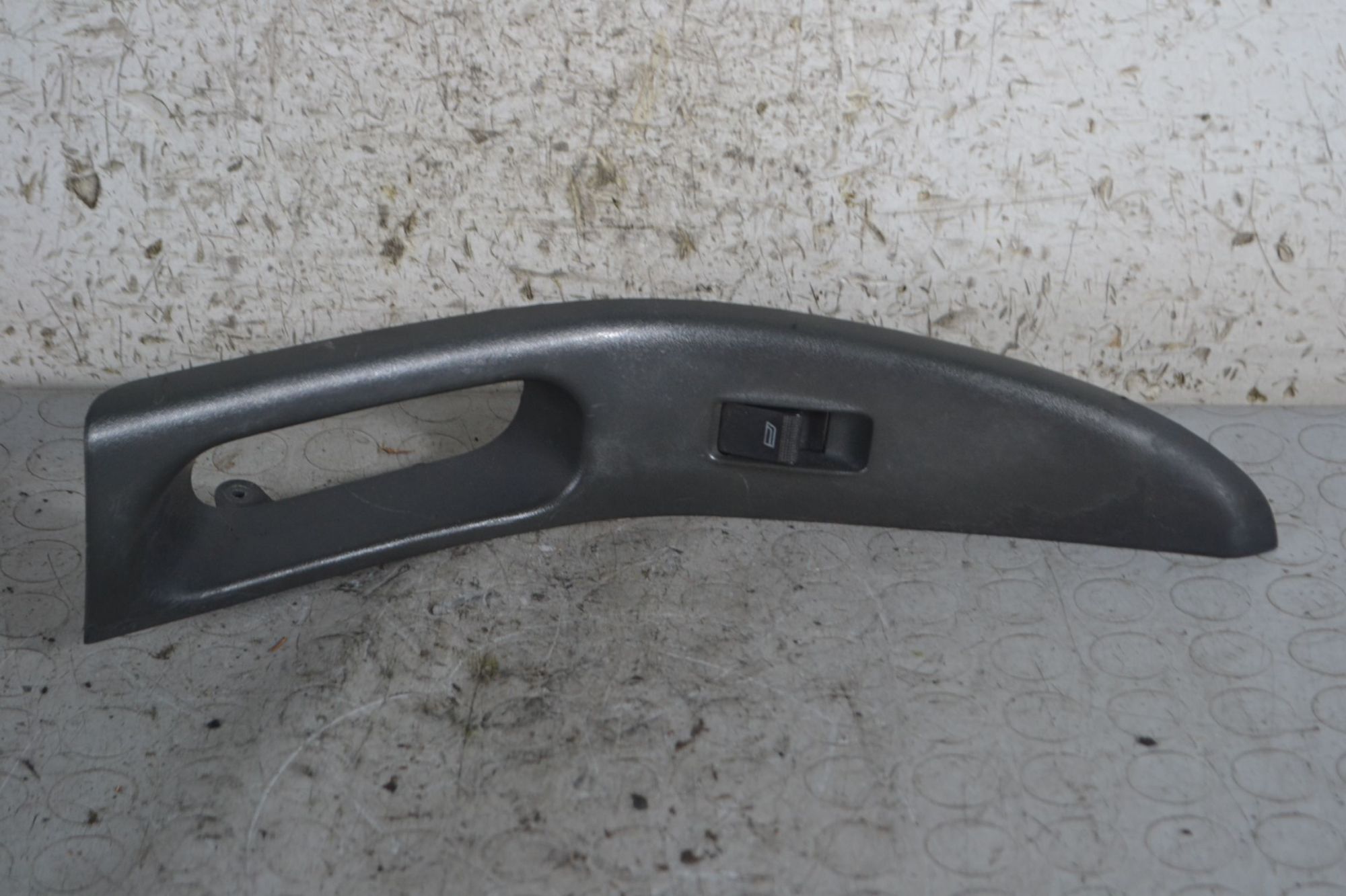 Maniglia interna + pulsante alzavetro Audi A3 8L Dal 1996 al 2003 Cod 8L3867172  1694178676649