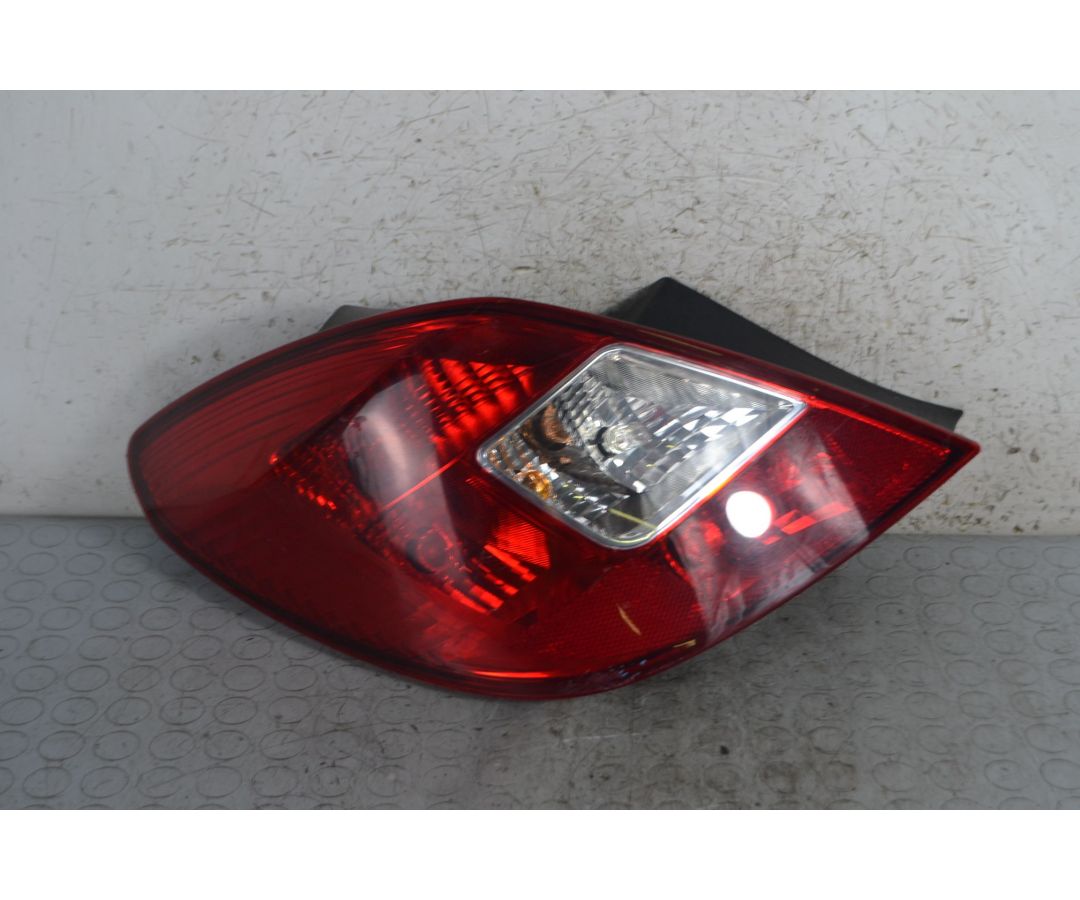 Fanale Stop Posteriore Sinistro Sx Opel Corsa D dal 2006 al 2011 Cod 13269050 1694513925418 Fanale Stop Posteriore Sinistro Sx Opel Corsa D dal 2006 al 2011 Cod 13269050 1694513925418
