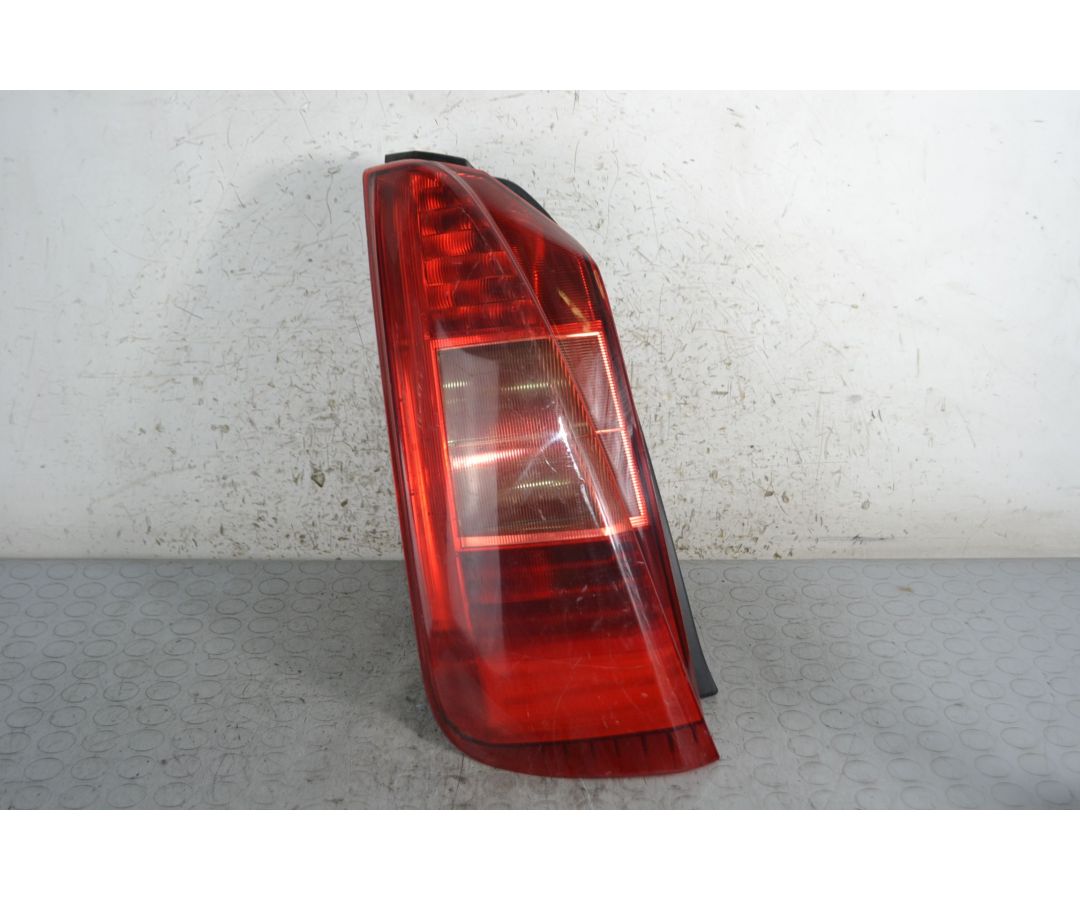 Fanale Stop Posteriore SX Lancia Musa dal 2004 al 2007 Cod 08-666-1905L 1694588262982 Fanale Stop Posteriore SX Lancia Musa dal 2004 al 2007 Cod 08-666-1905L 1694588262982