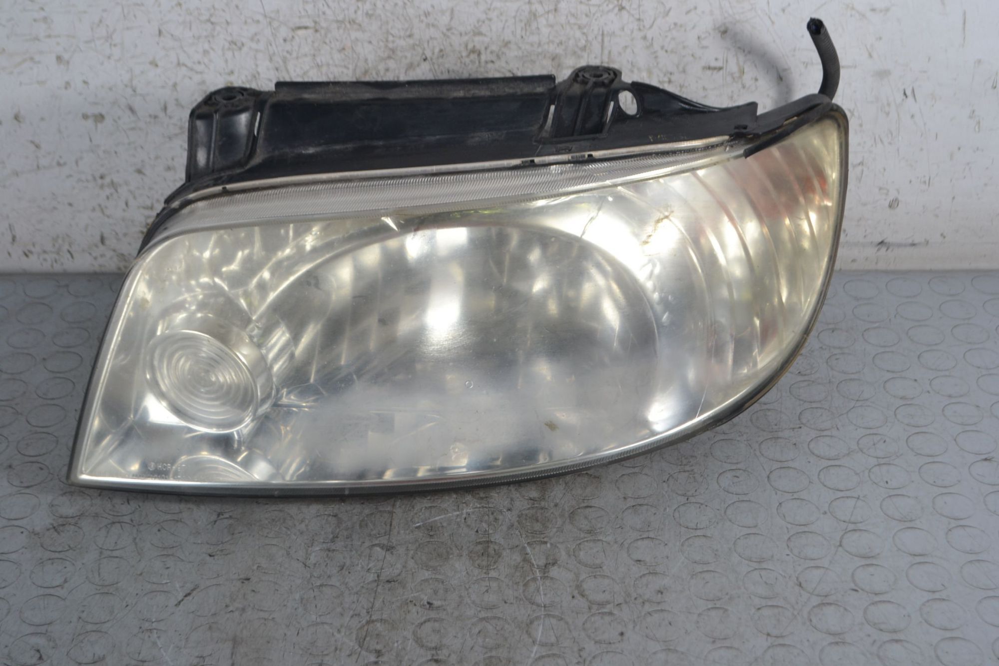 Faro Anteriore SX Hyundai Matrix dal 2001 al 2005 Cod 9210317030  1694615638360